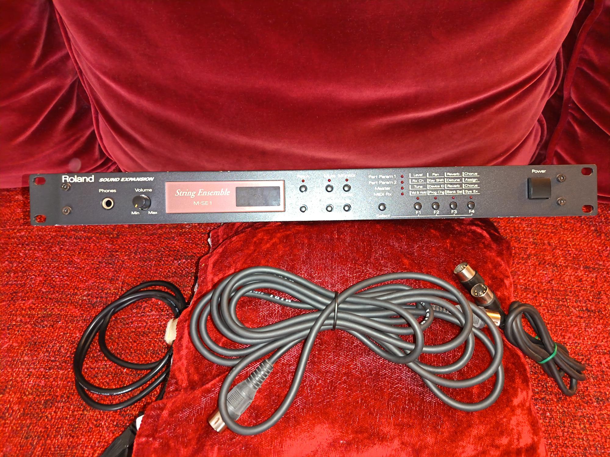 ROLAND 1