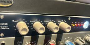 Vends Elysia Xpressor en rack