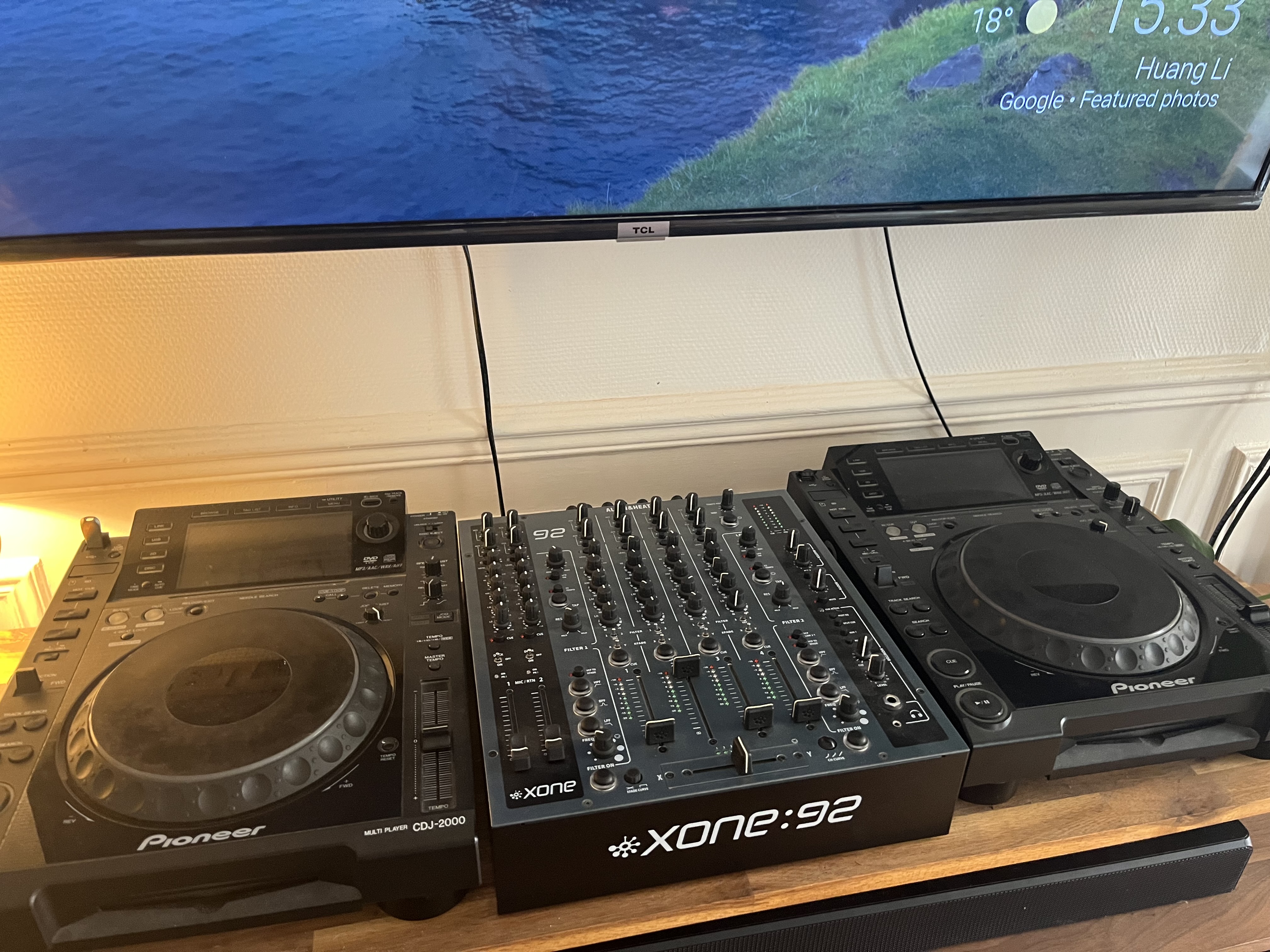 Vends une paire de CDJ2000 en bon état