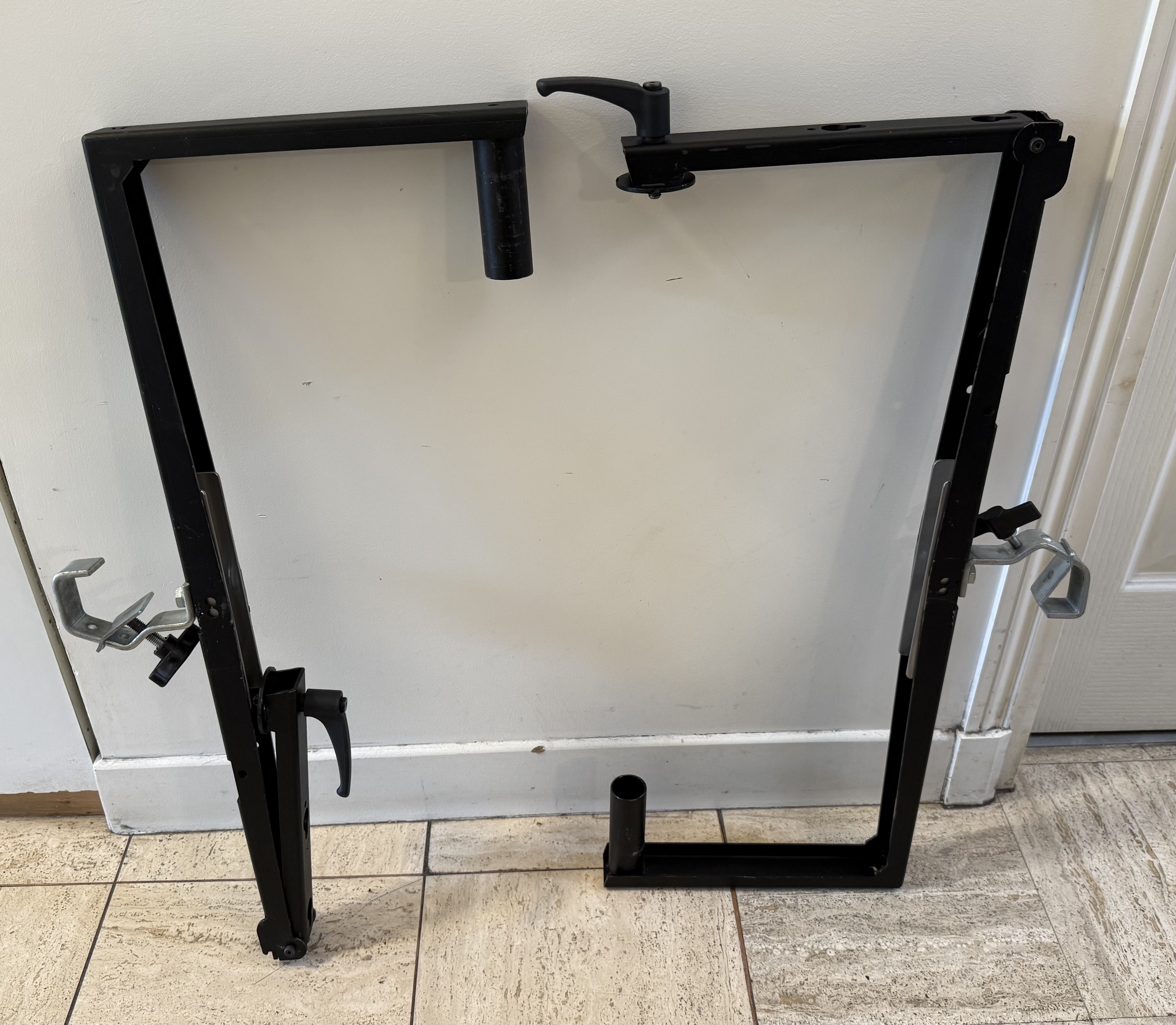 Lyre d’accrochage NEXO PS15