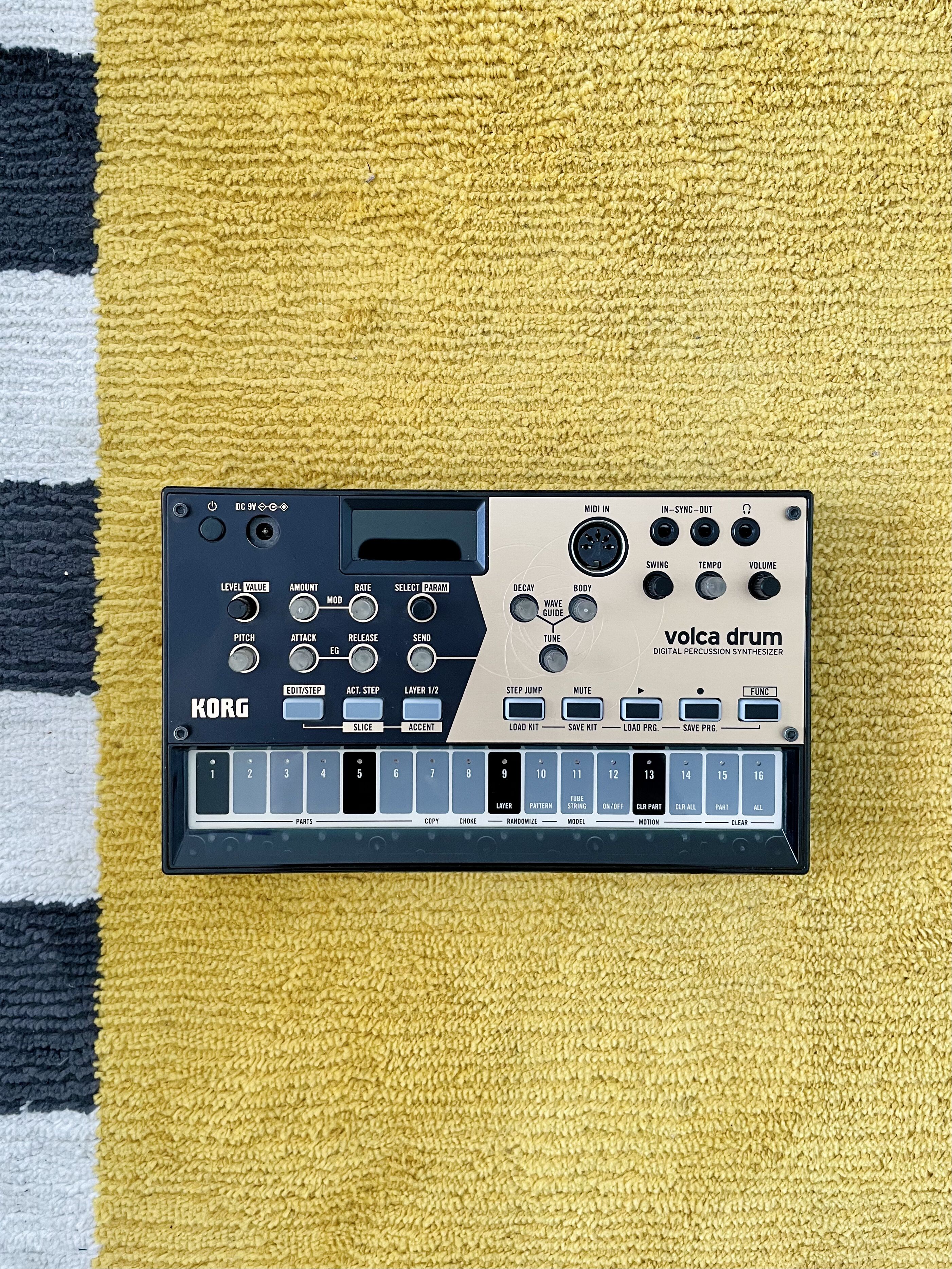 Vends Korg Volca Drum