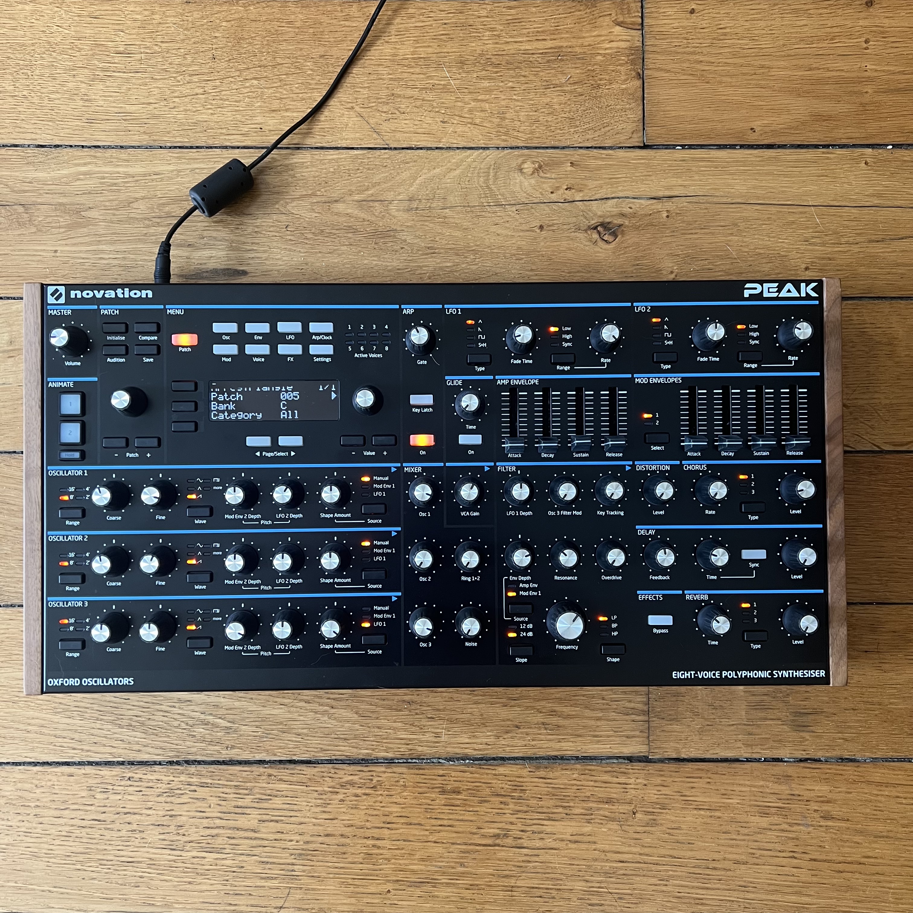 Vends Novation Peak + decksaver