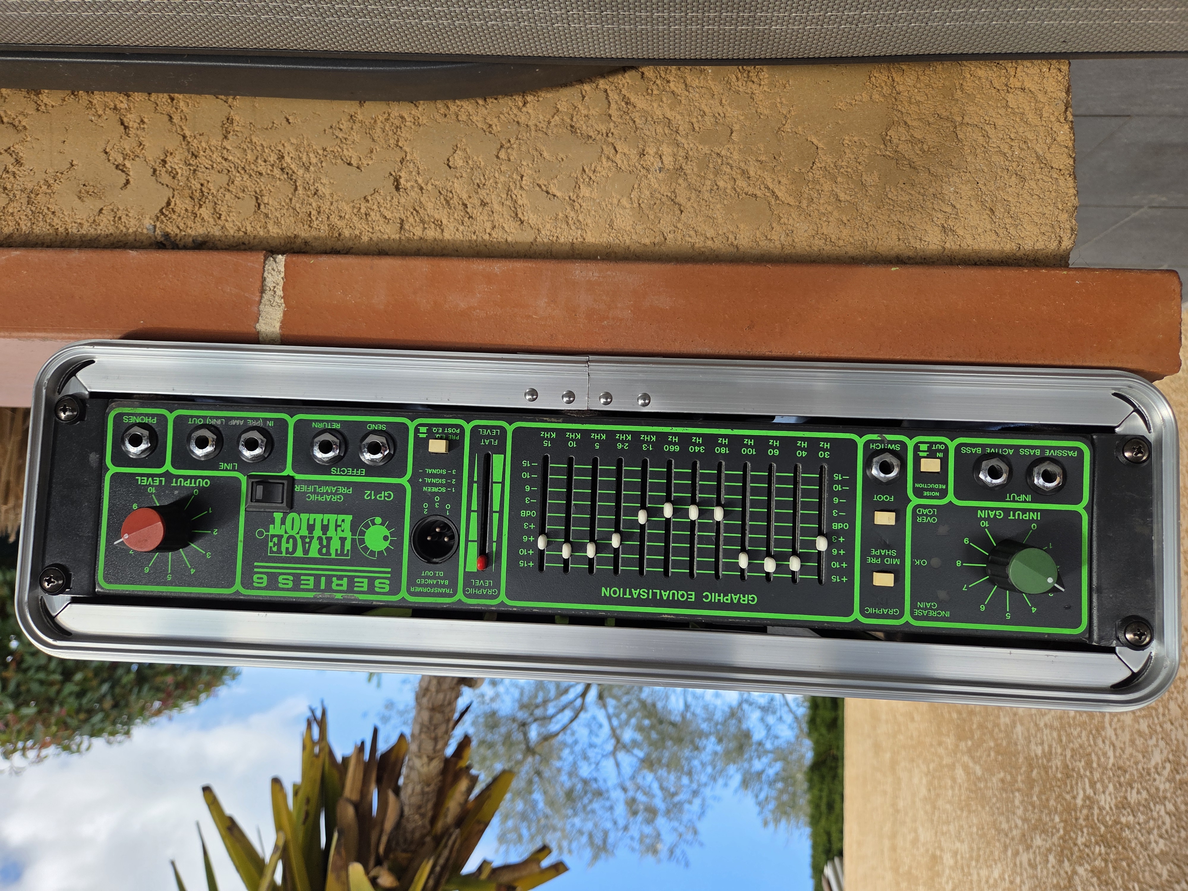 Vends Préampli Basse TRACE ELLIOT GP12