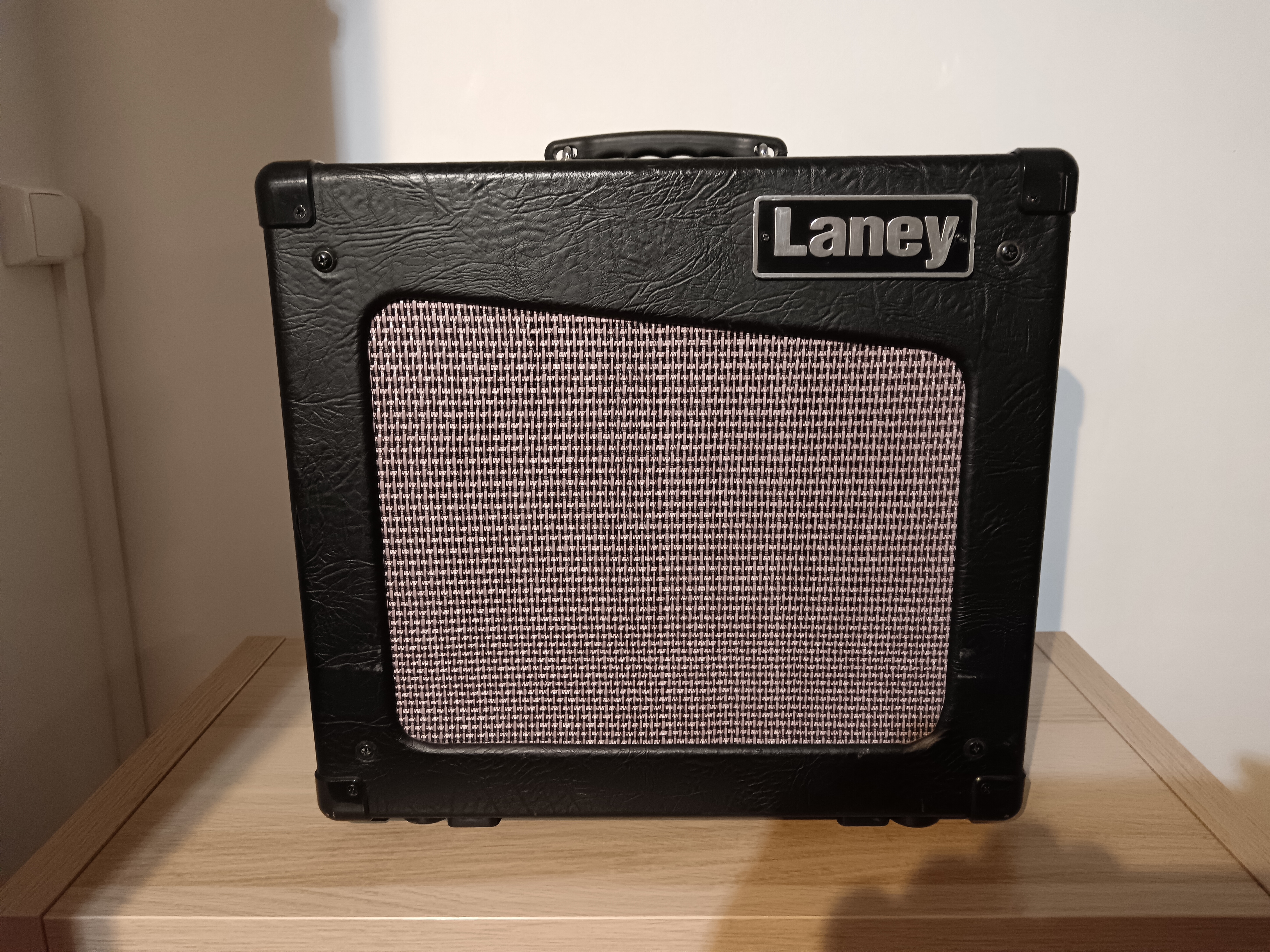 AMPLI A LAMPES LANEY CUB 12R