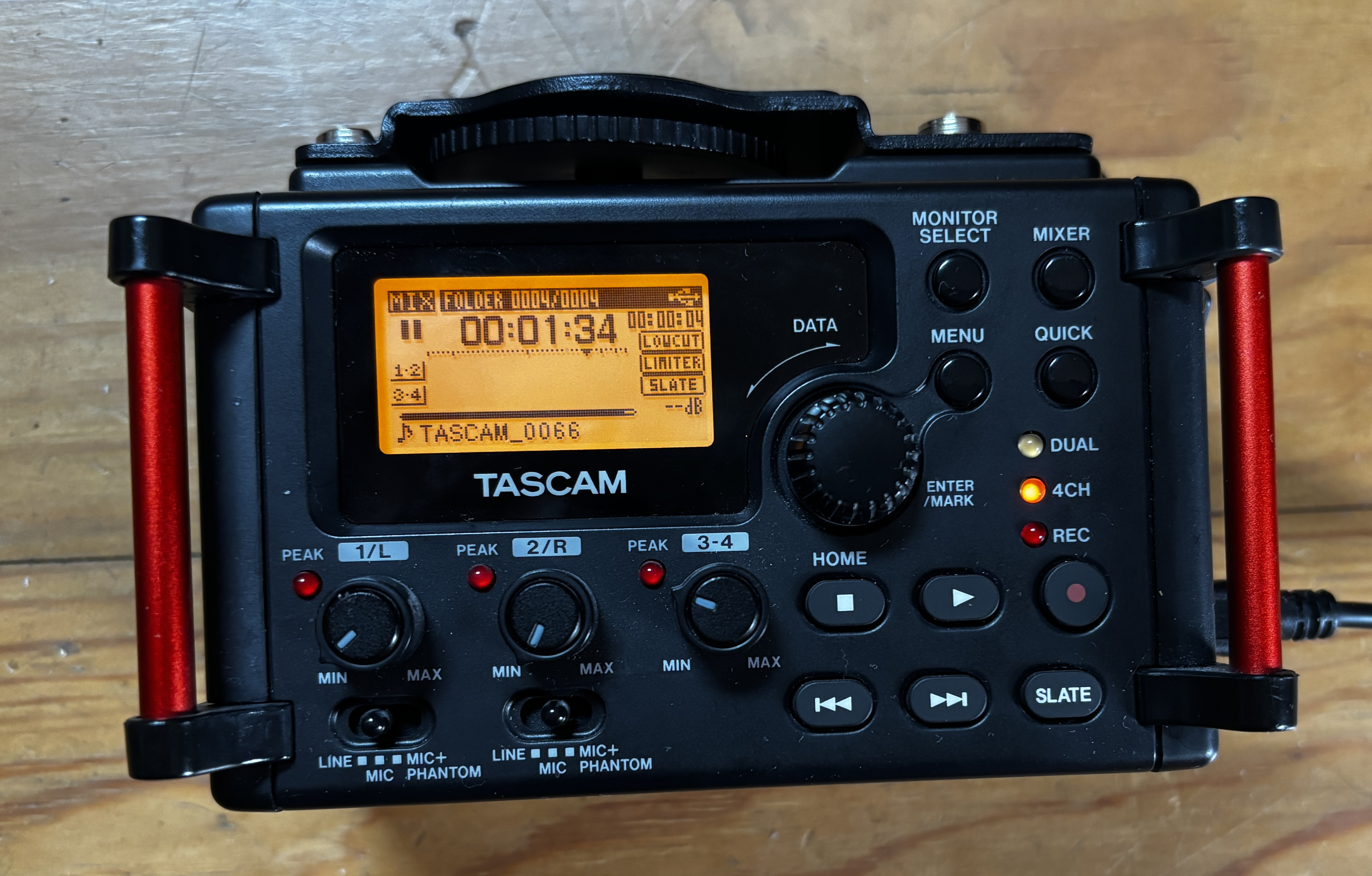 Vends Tascam DR-60D MKII - Enregistreur audio stéréo portable pour appareil photo