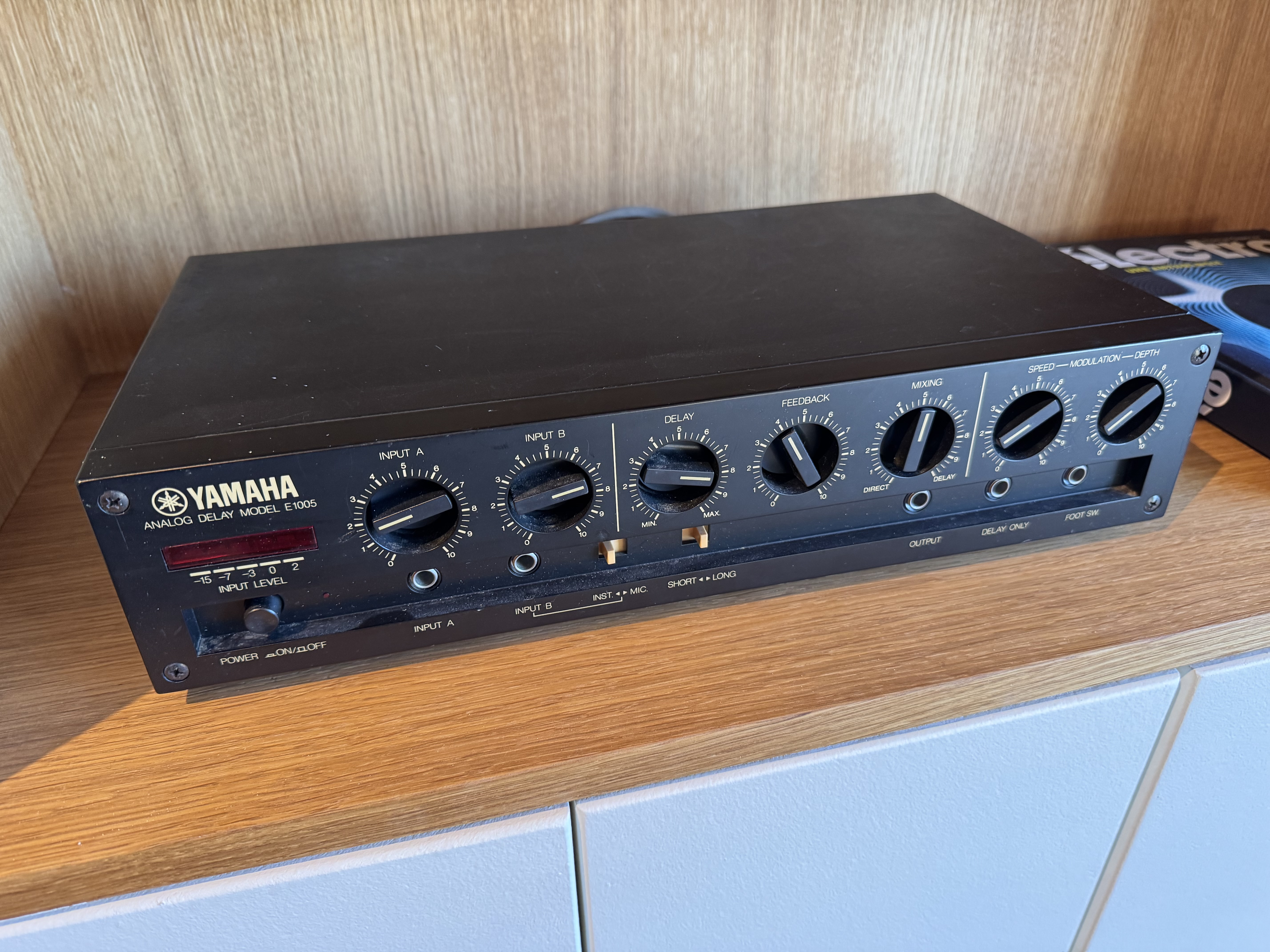 A VENDRE Yamaha E 1005