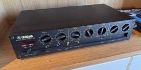 A VENDRE Yamaha E 1005