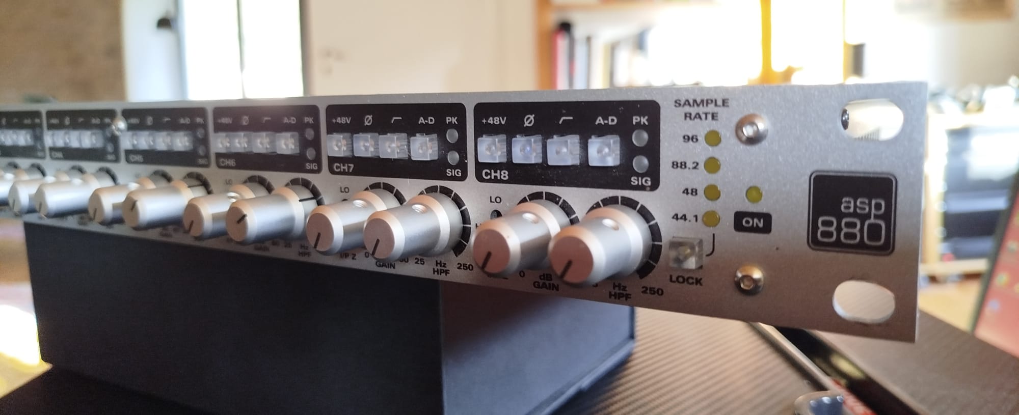 PREAMPLIS 1U -AUDIENT ASP 880-