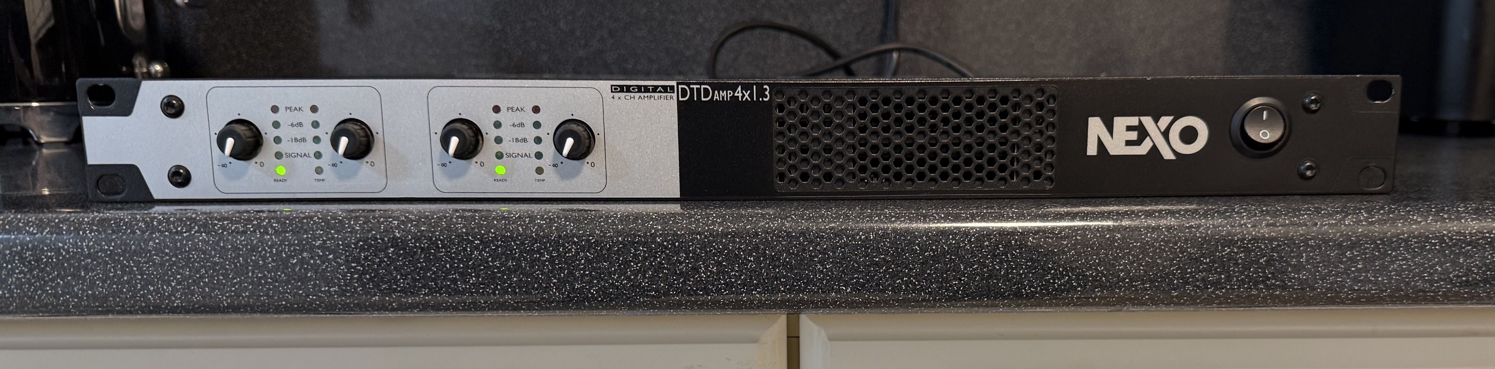 Ampli Nexo DTD AMP 4x1.3 état neuf