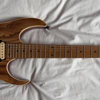 Guitare Ibanez RG421HPAM-ABL + Flight Case