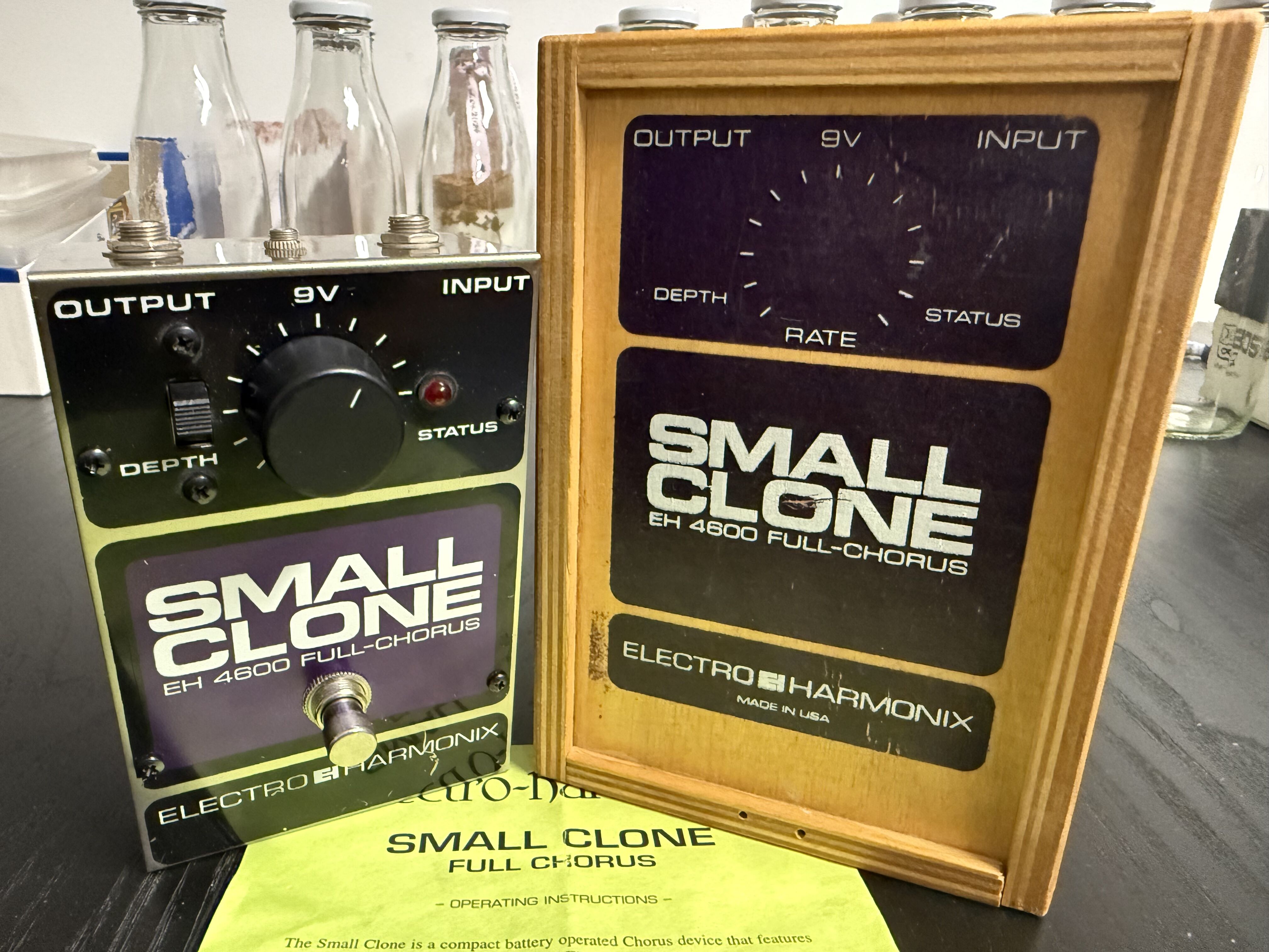  VDS Electro-Harmonix Small Clone fin 90s – wooden box