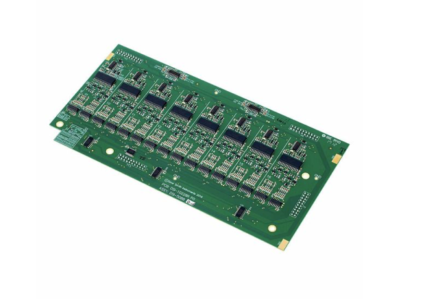 A VENDRE Carte d'extension 8 voix pour Prophet Rev2