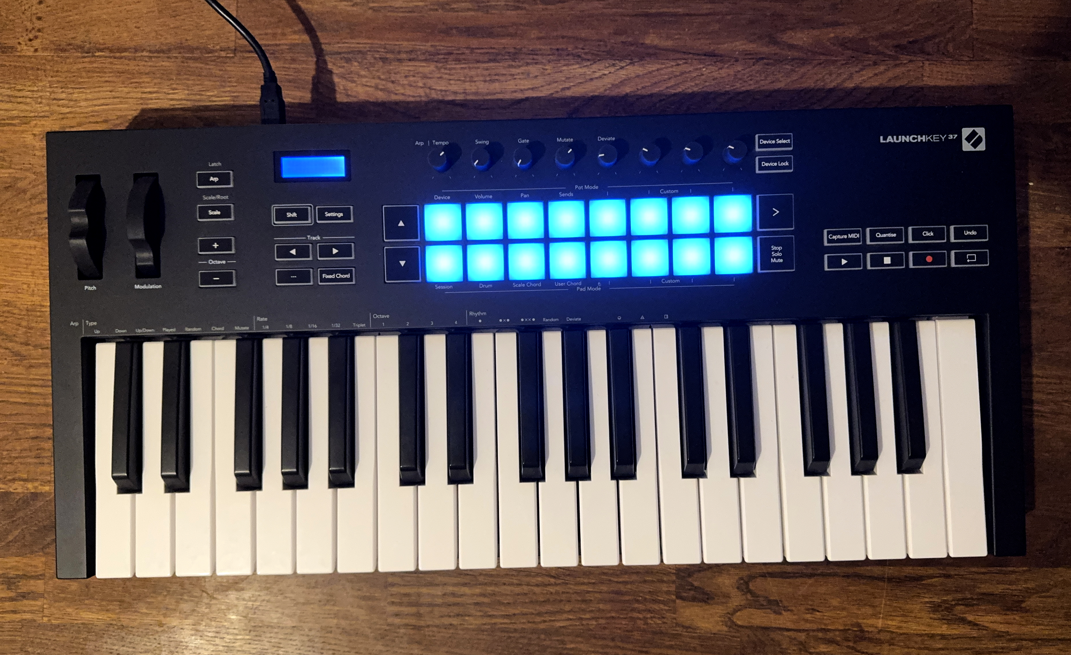 Novation Launchkey 37 MkIII