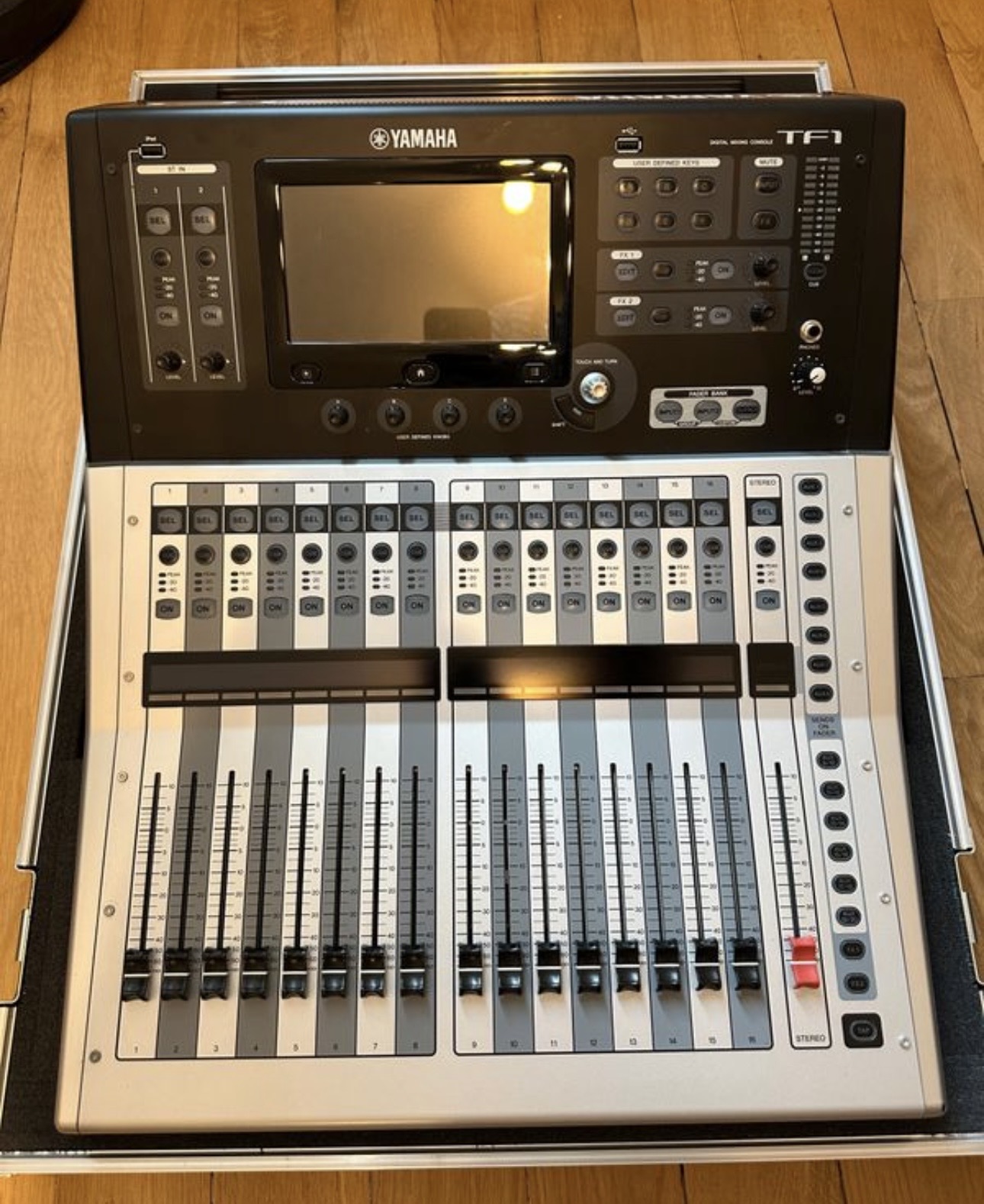 Yamaha TF1+ Carte Dante + Case