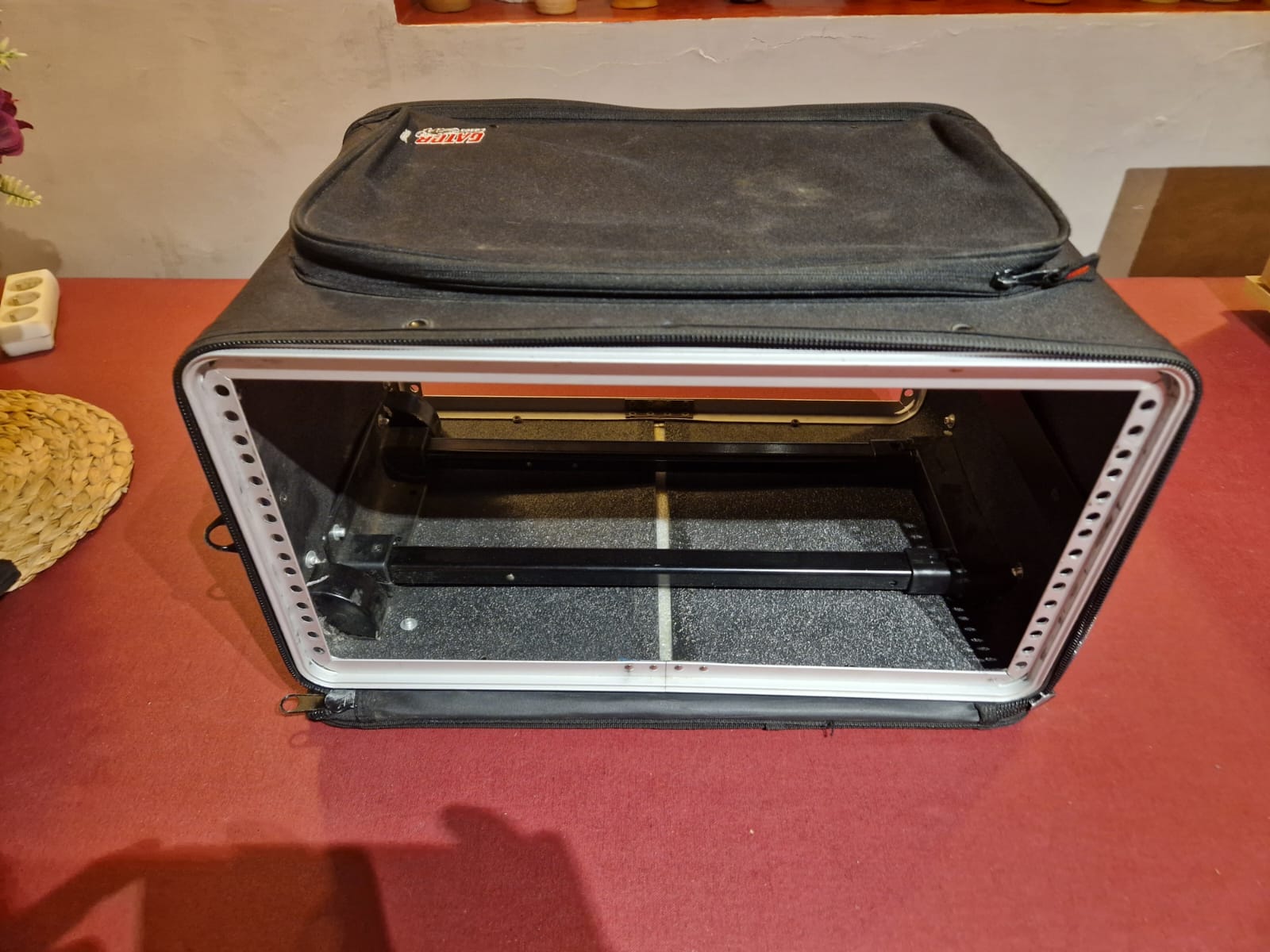 Vend Gator GR-Rackbag-4UW