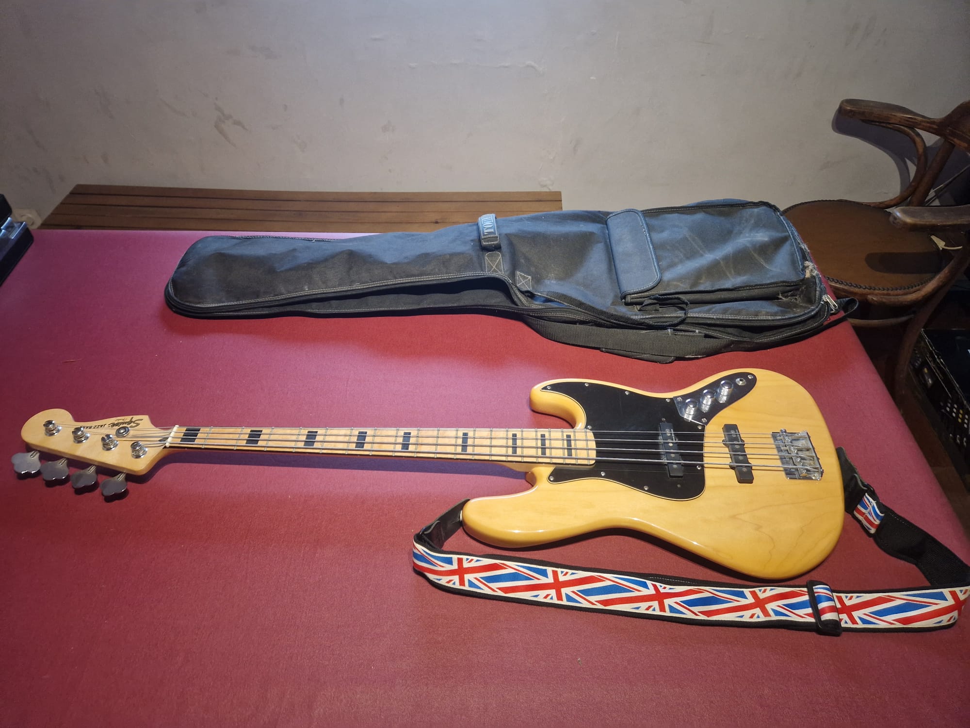 Vends Squier jazz bass Vintage Modified