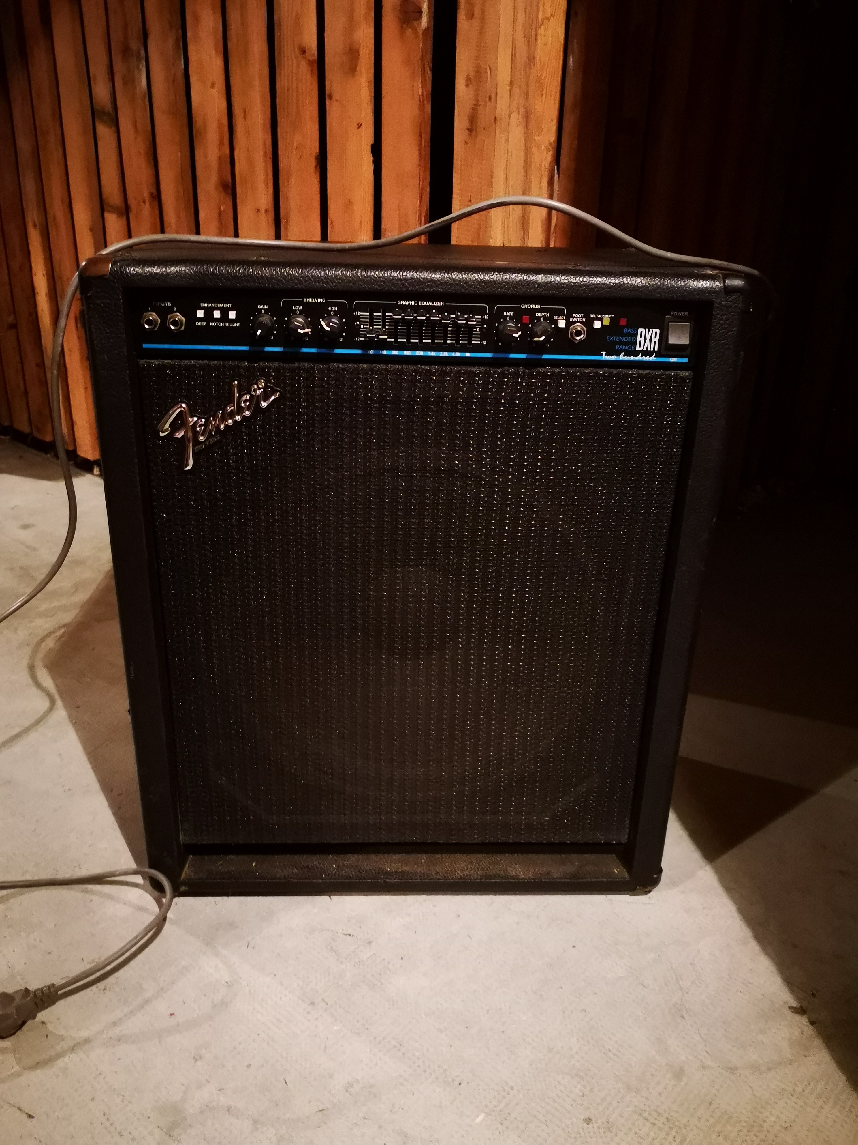 Vends Ampli fender BXR200