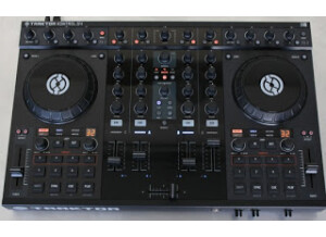Native Instruments Traktor Kontrol S4 (79635)