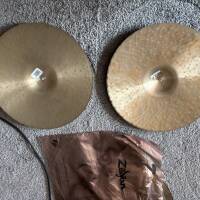 Lot de cymbales Zildjian K et paiste 2002