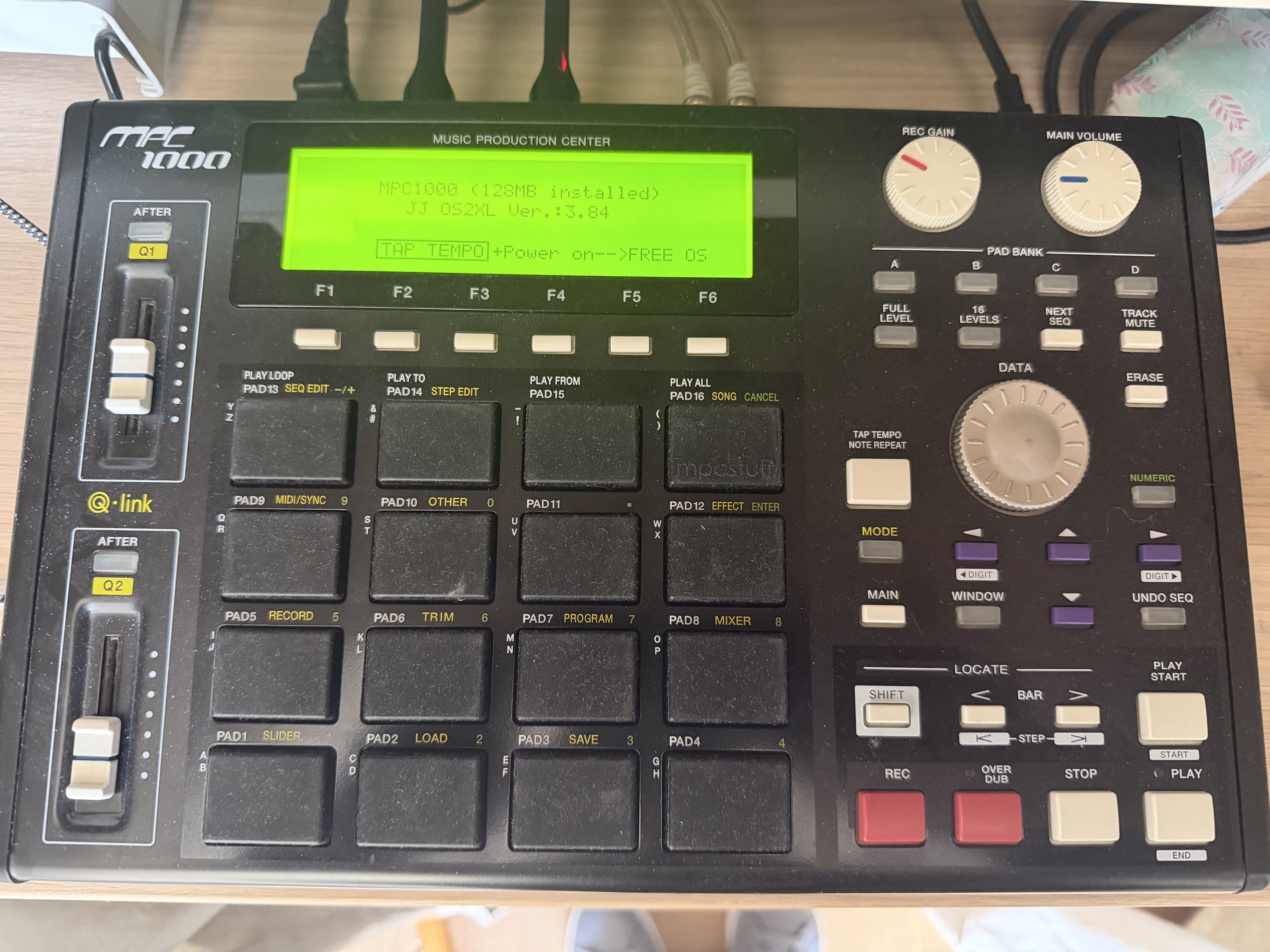 Mpc1000 jjOS 2XL - 128MB/80GB SSD