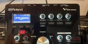 Roland TD-25 + alim d’origine + faisceau + support + preset sons Drum-Tec