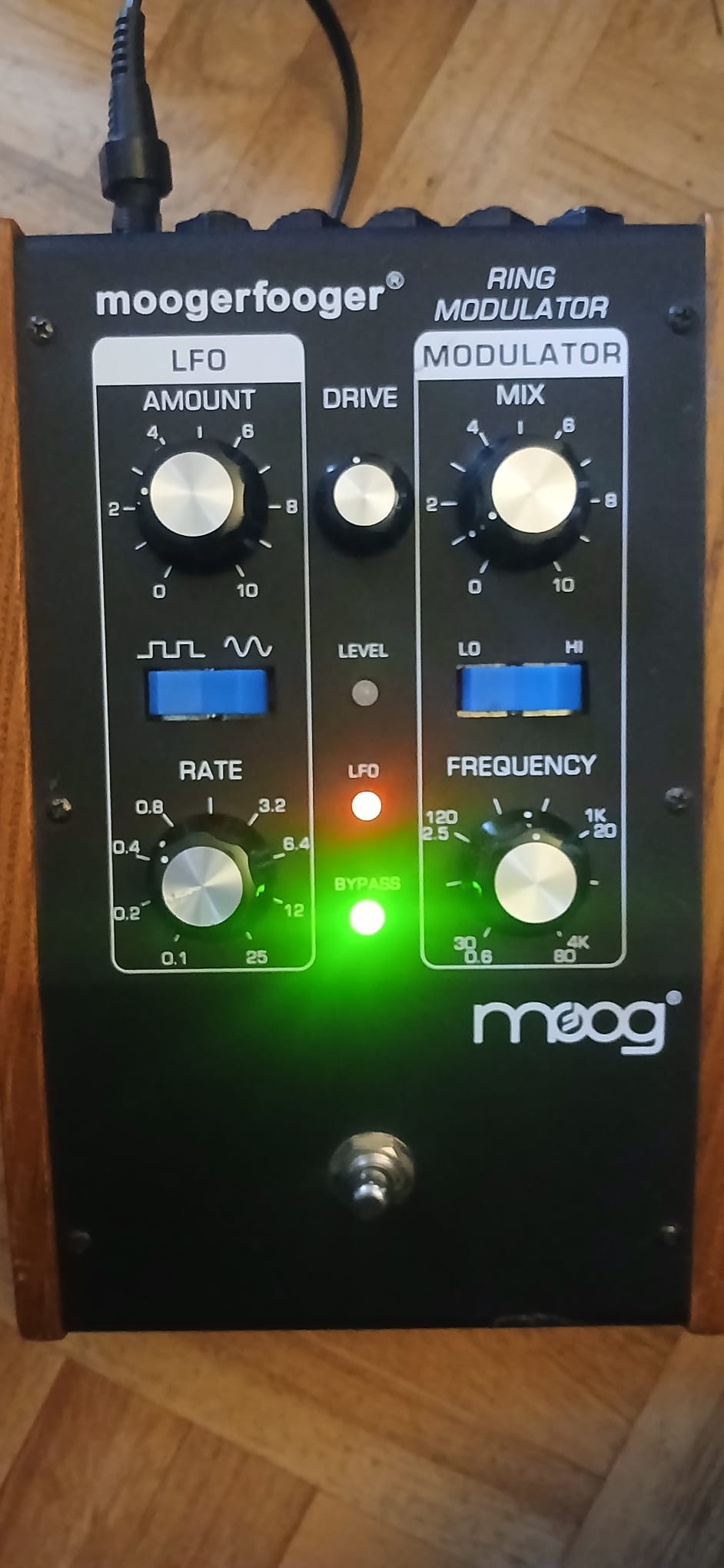 vends moogerfooger ring mod MF-102