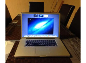 Apple MacBook Pro 17" (35496)