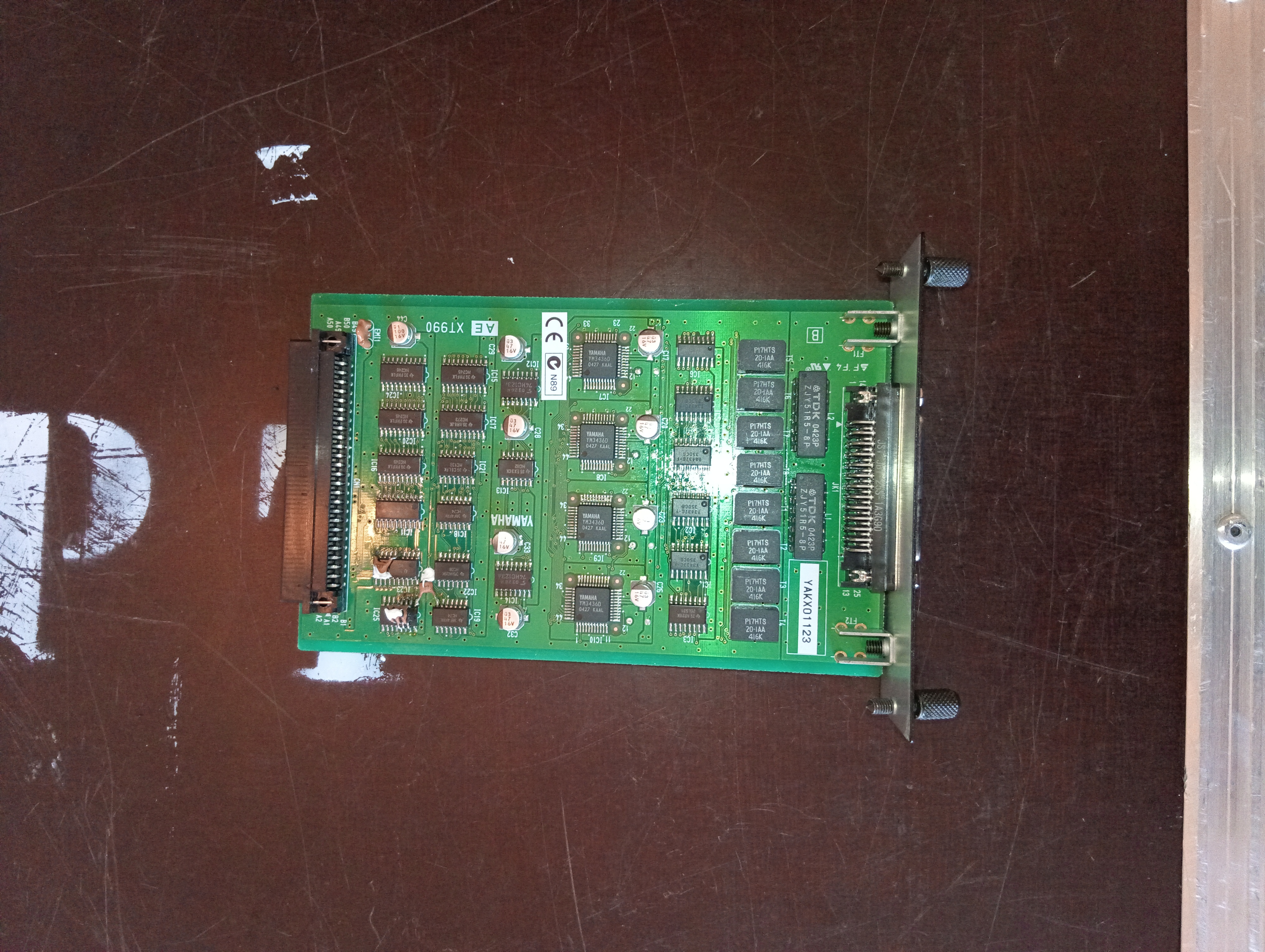 CARTE D'EXTENSION YAMAHA MY8-AE - 02 - HAUT