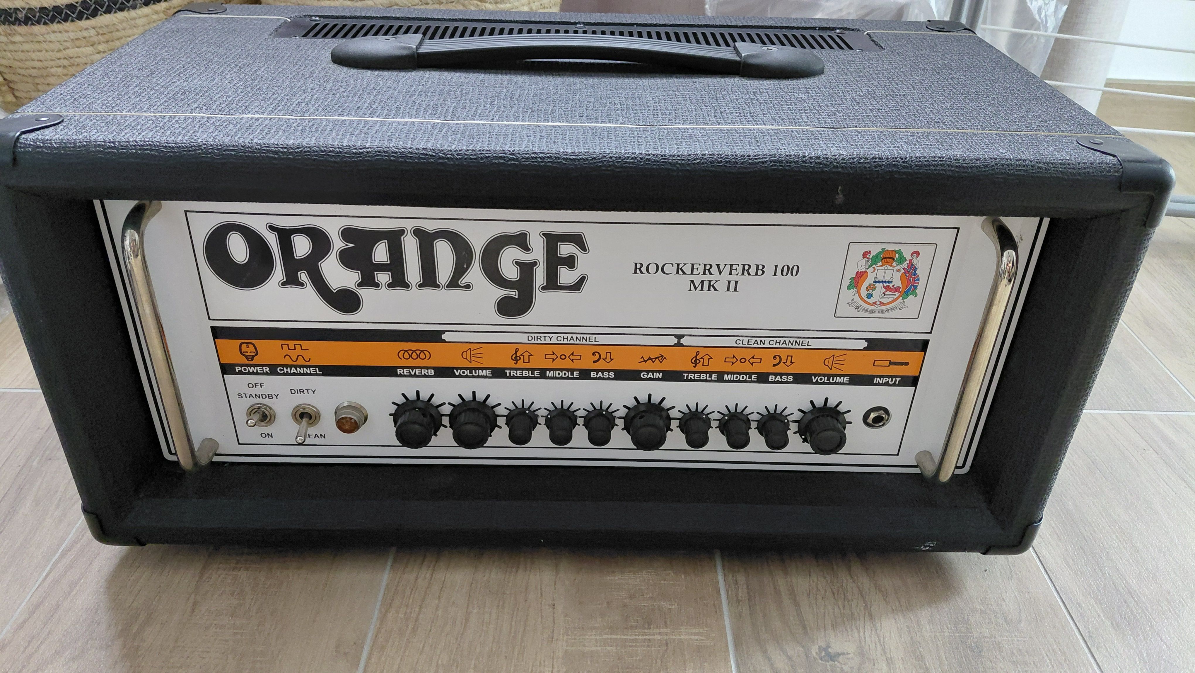 Orange Rockerberb Mk2 100w black en parfait état retubé à neuf.