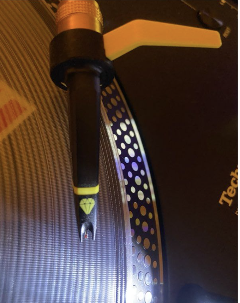 Vends Red Bull BC One, édition limitée SL-1200/1210MK7R