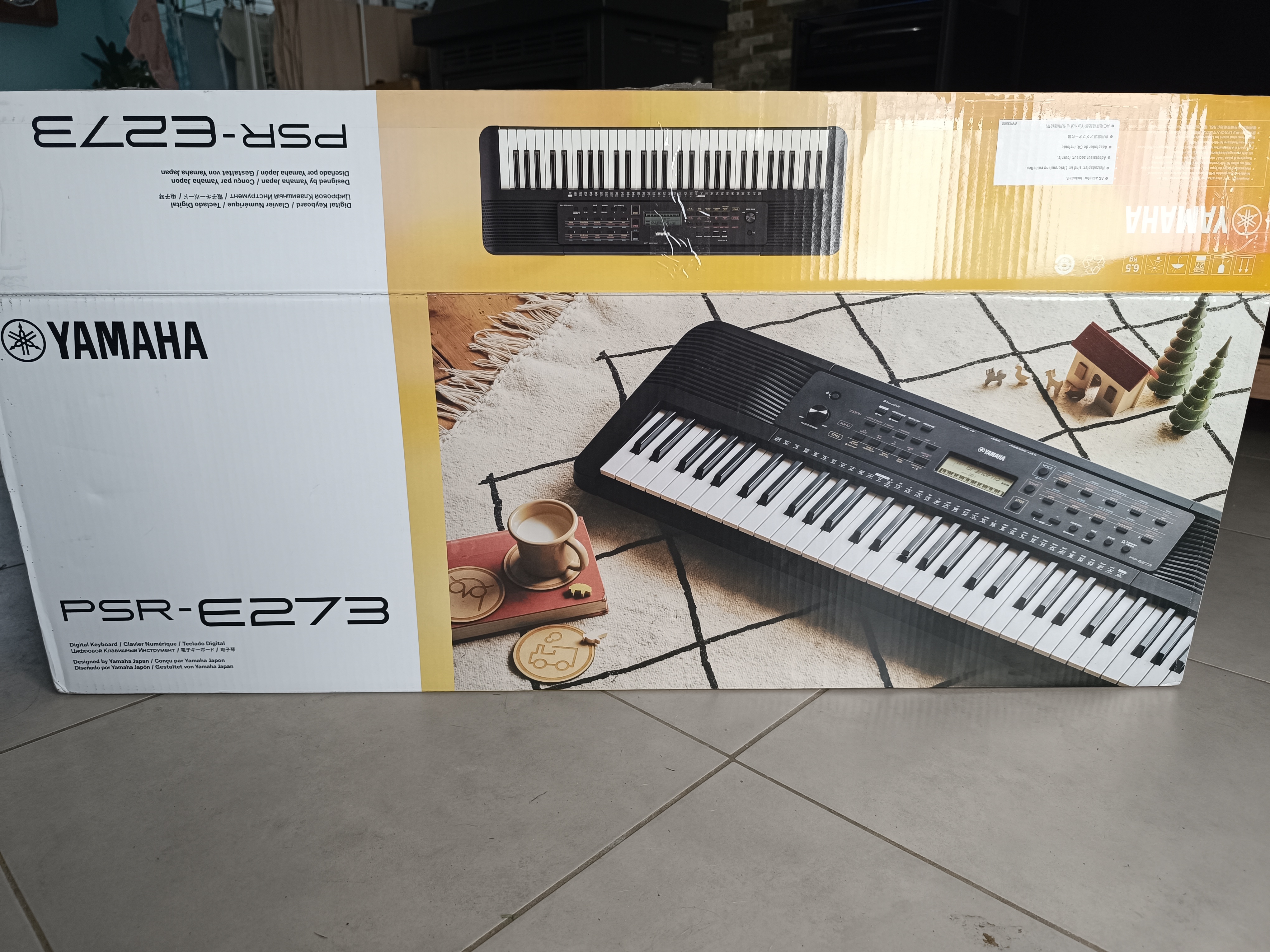 Vends clavier numérique Yamaha psr-e273