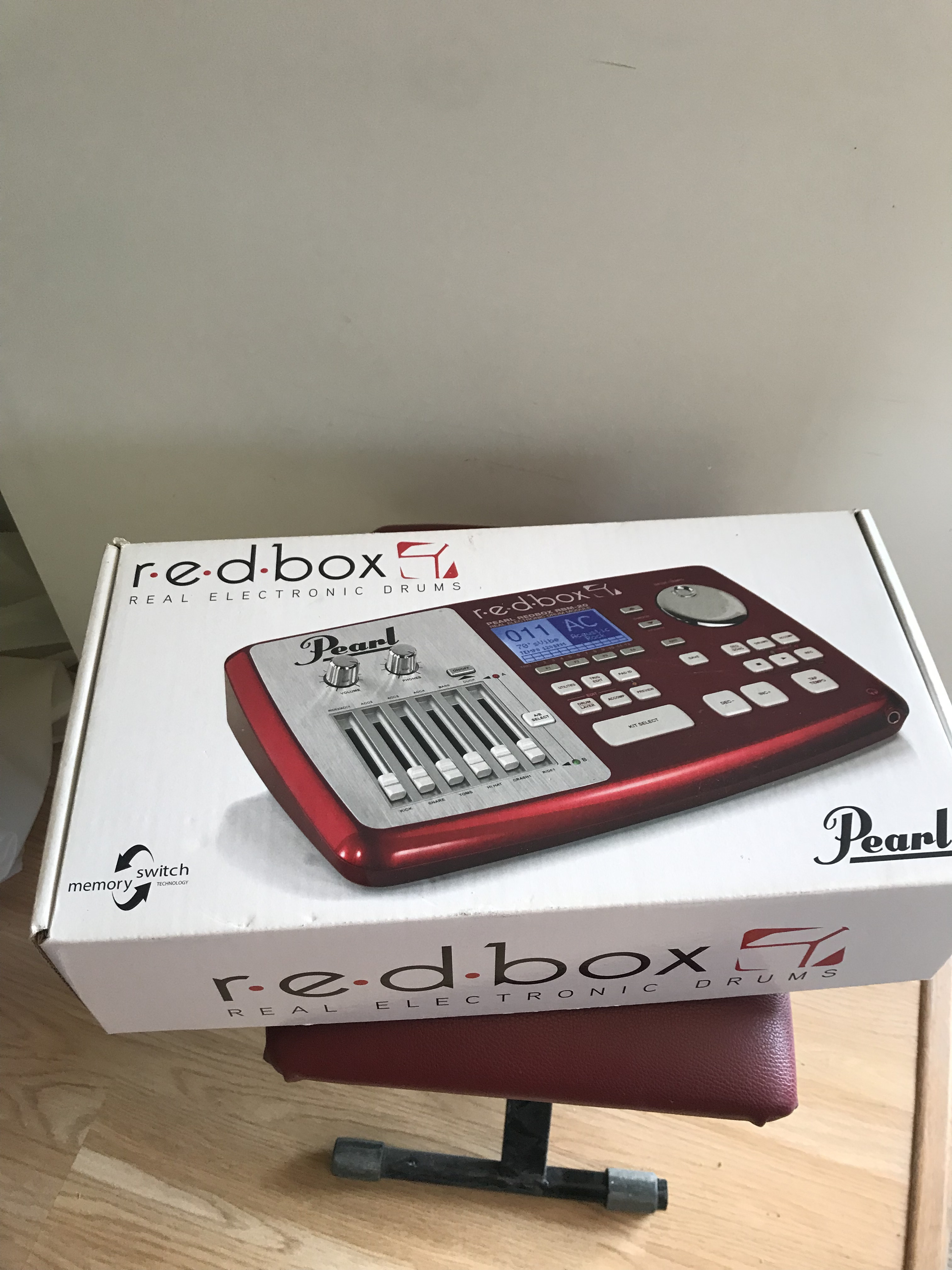Pearl REDbox RBM-20 Drum Module – NOS / Boîte d’origine / Alimentation incluse