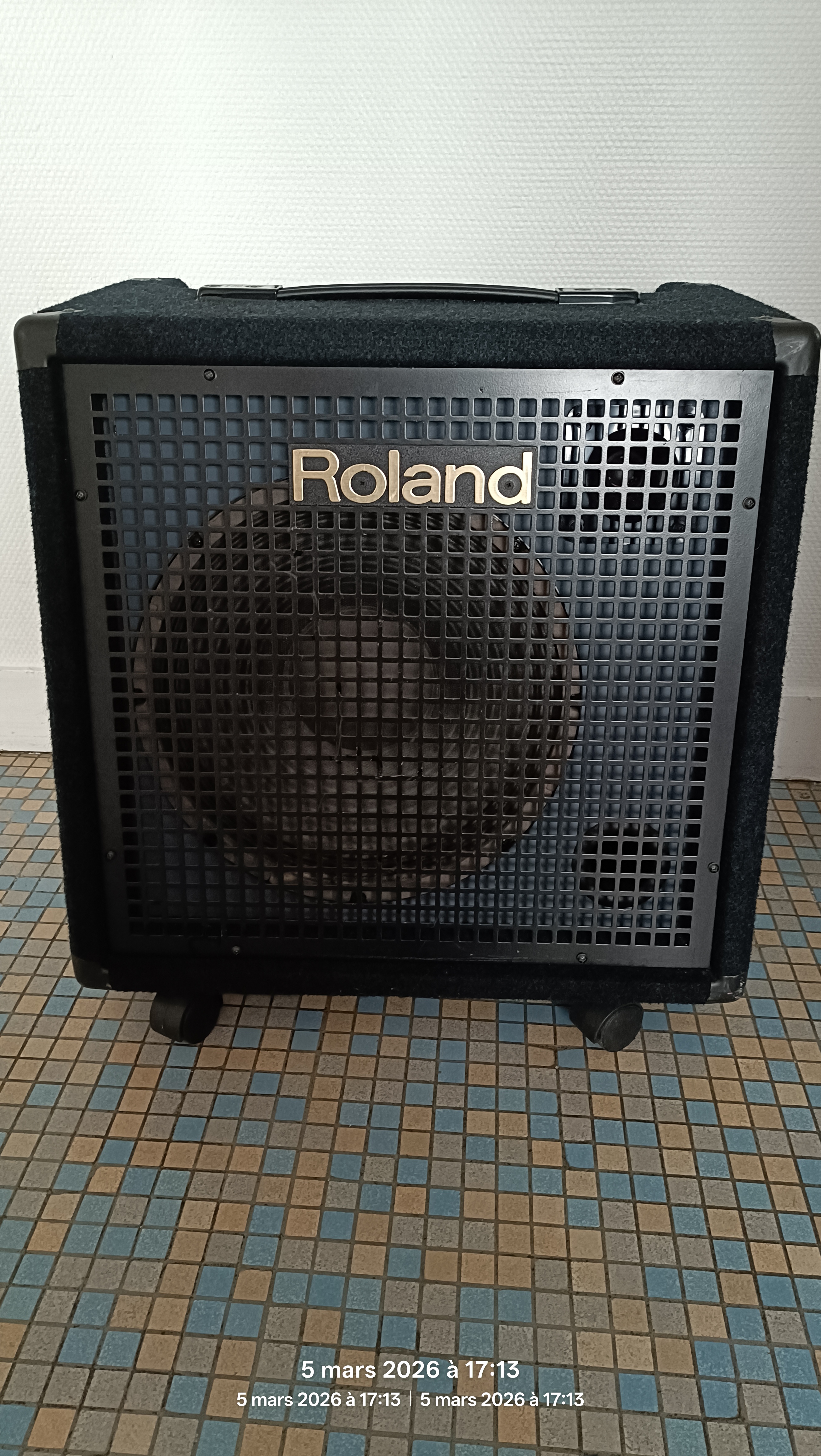 Roland KC-300 kc300 ampli clavier