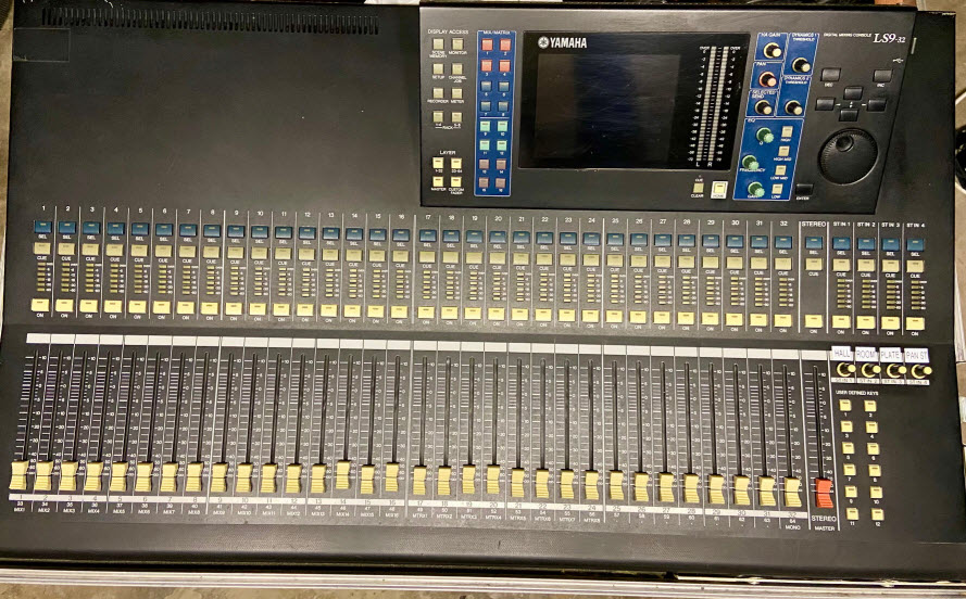 Vends console numérique Yamaha LS9-32