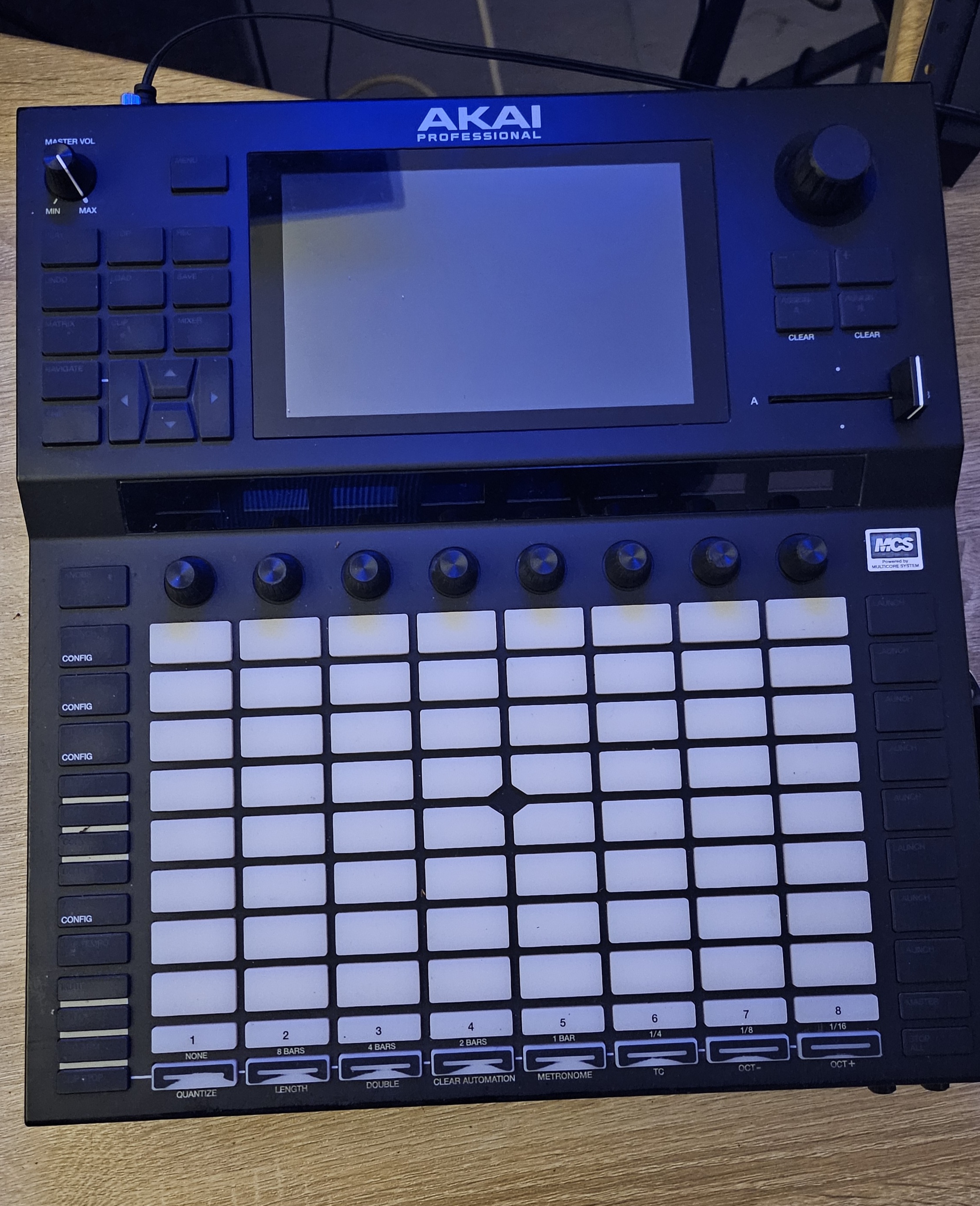 Vends Akai force 