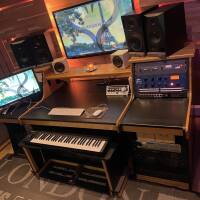 Zaor Terra + Meuble optionnel avec roulettes et vérins pour clavier