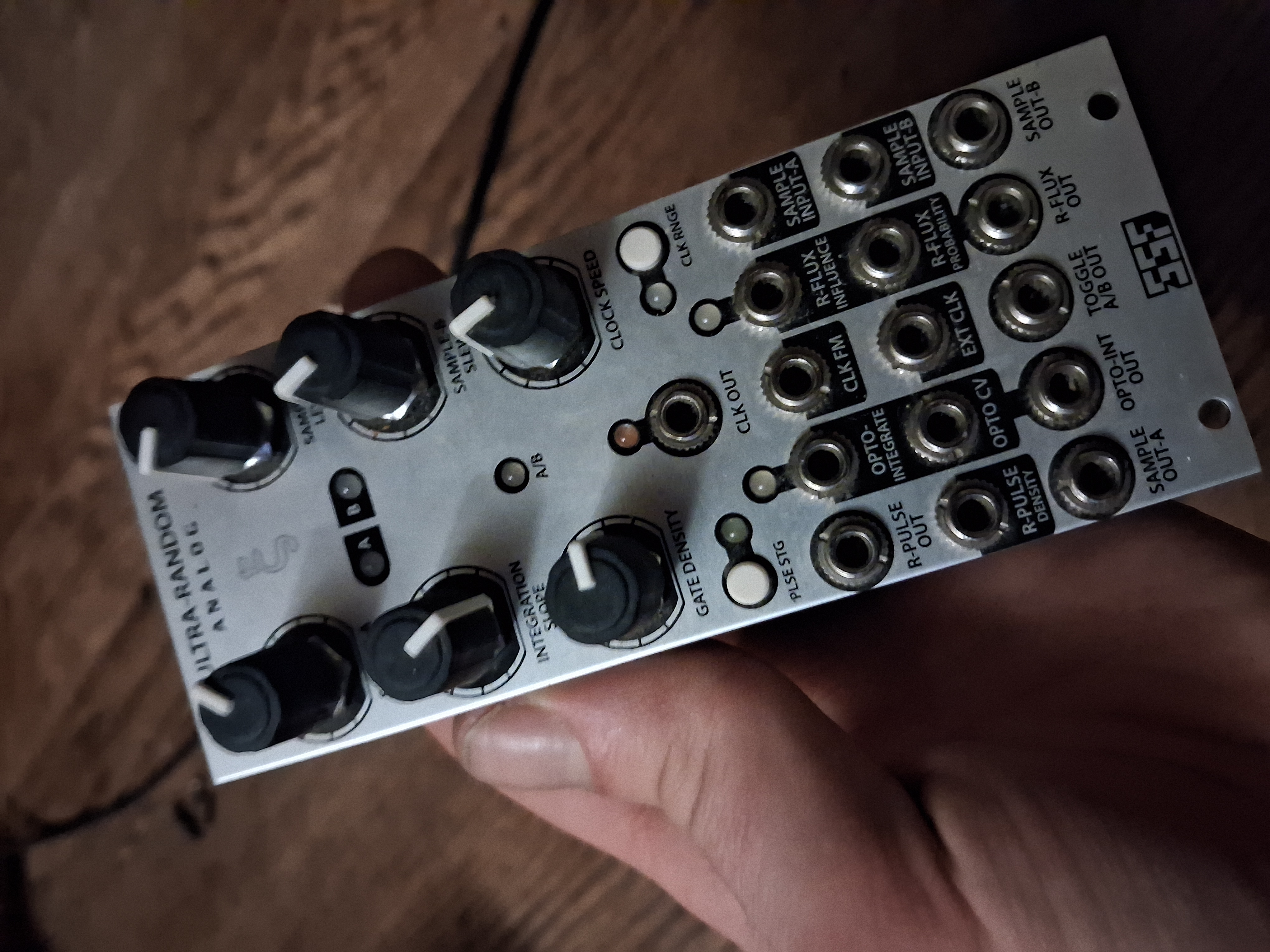 Vends Steady State Fate Ultra Random Analog