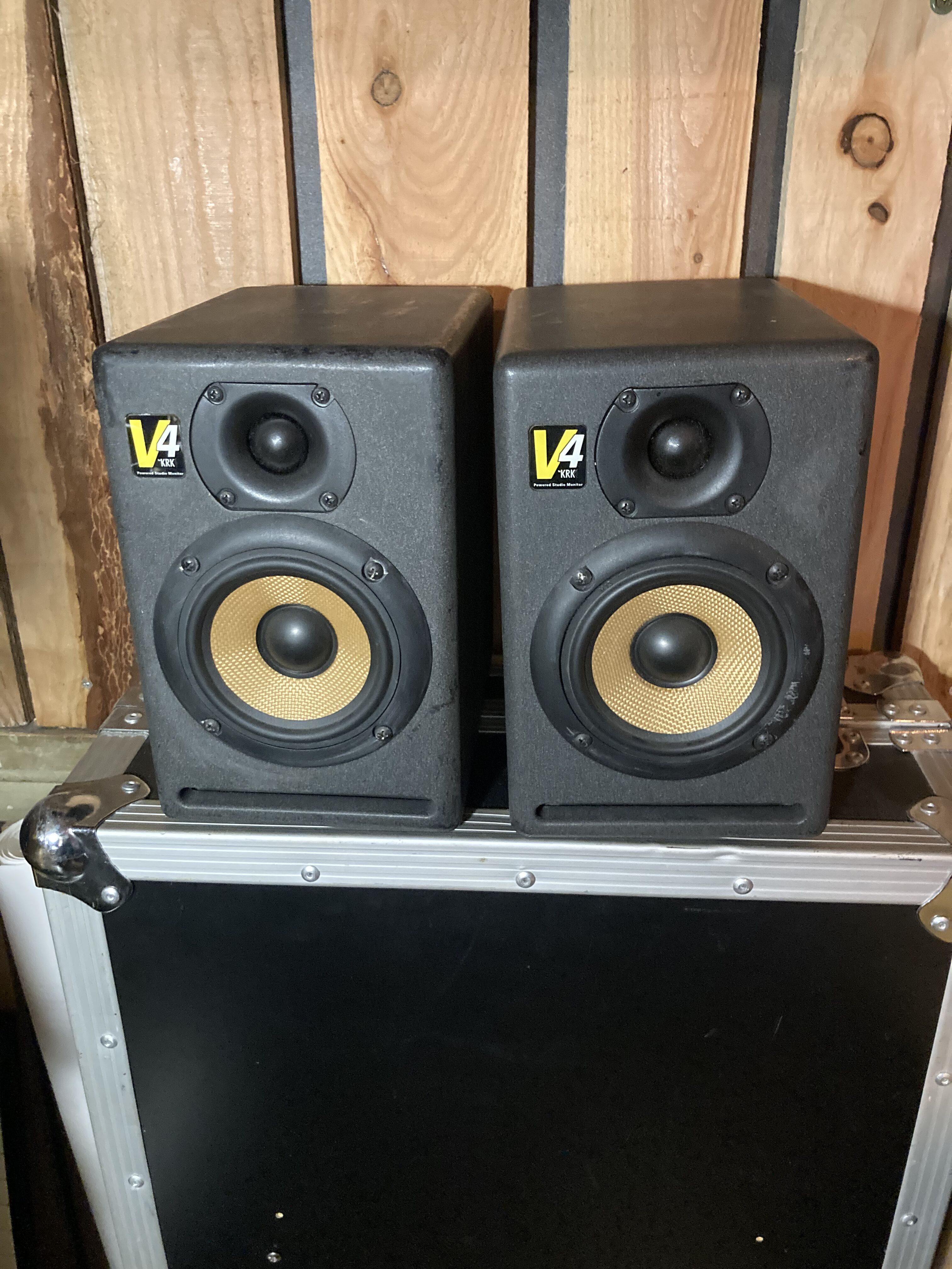 KRK V4 (33177)
