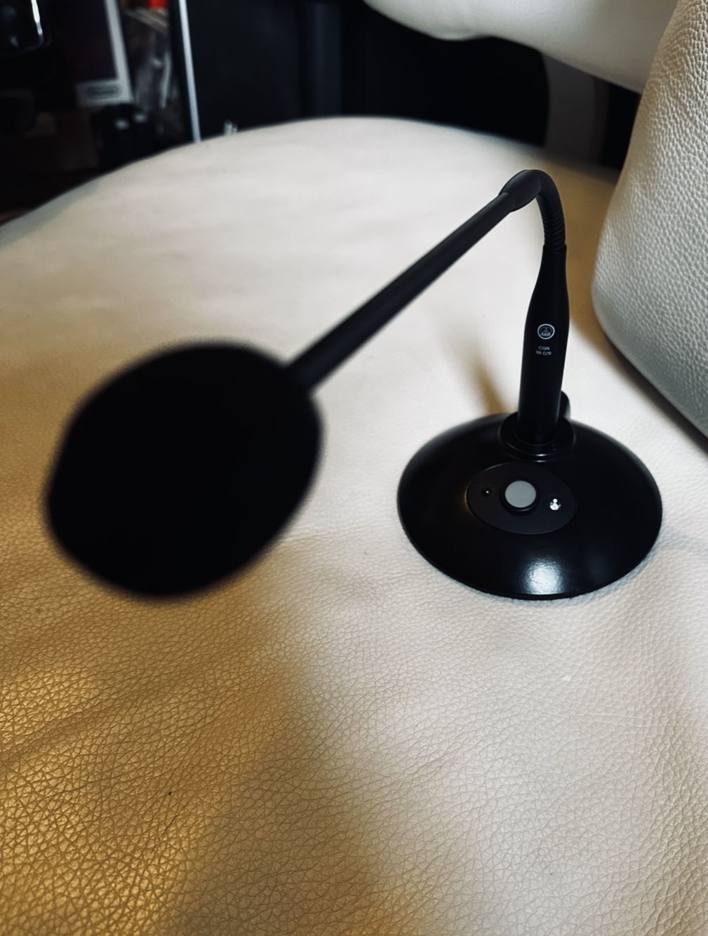 Vends Micro AKG col de cygne