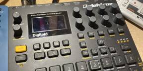 Digitakt Mk1 + Support métal