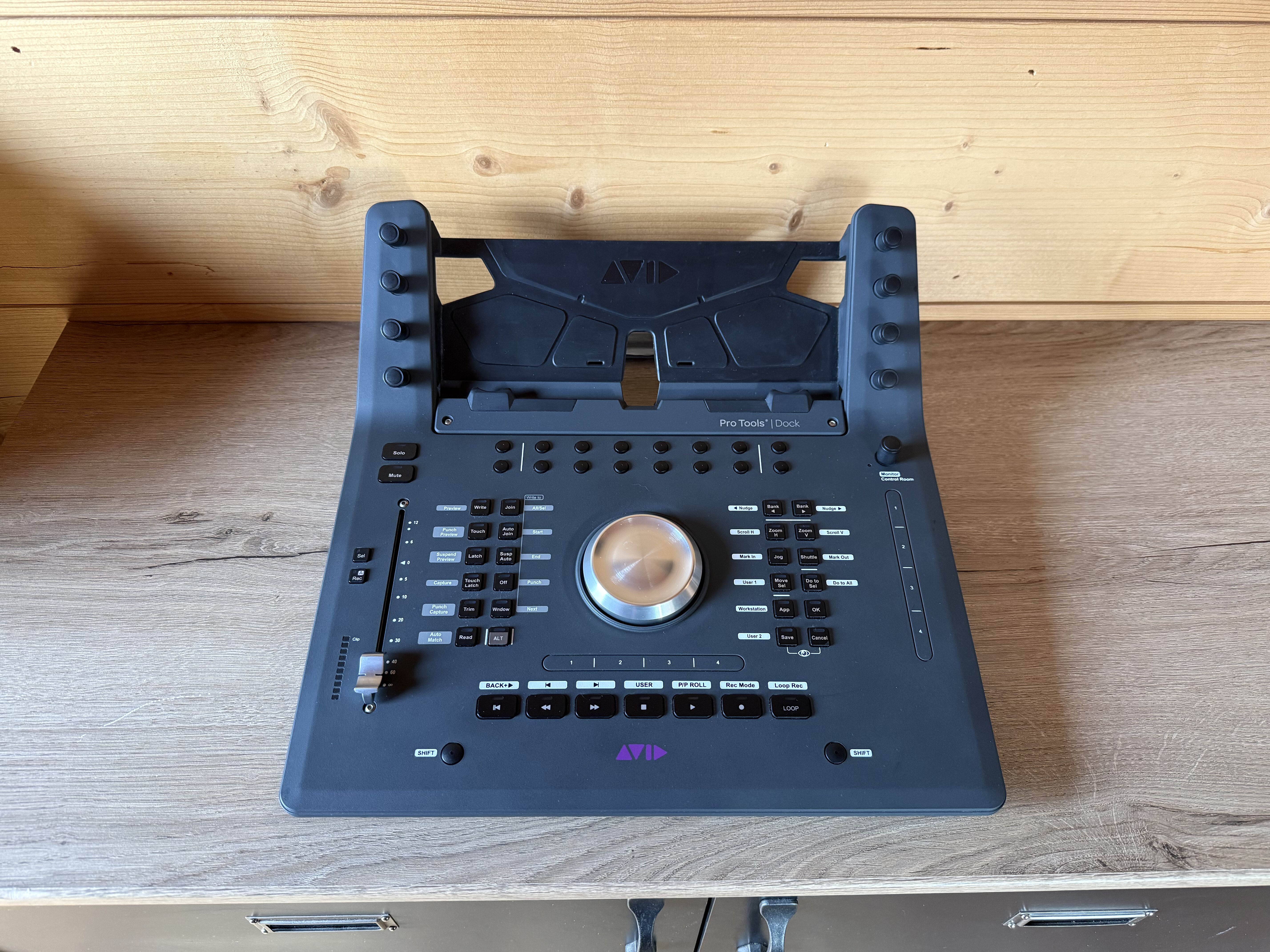 Avid Dock – EUCON Control Surface