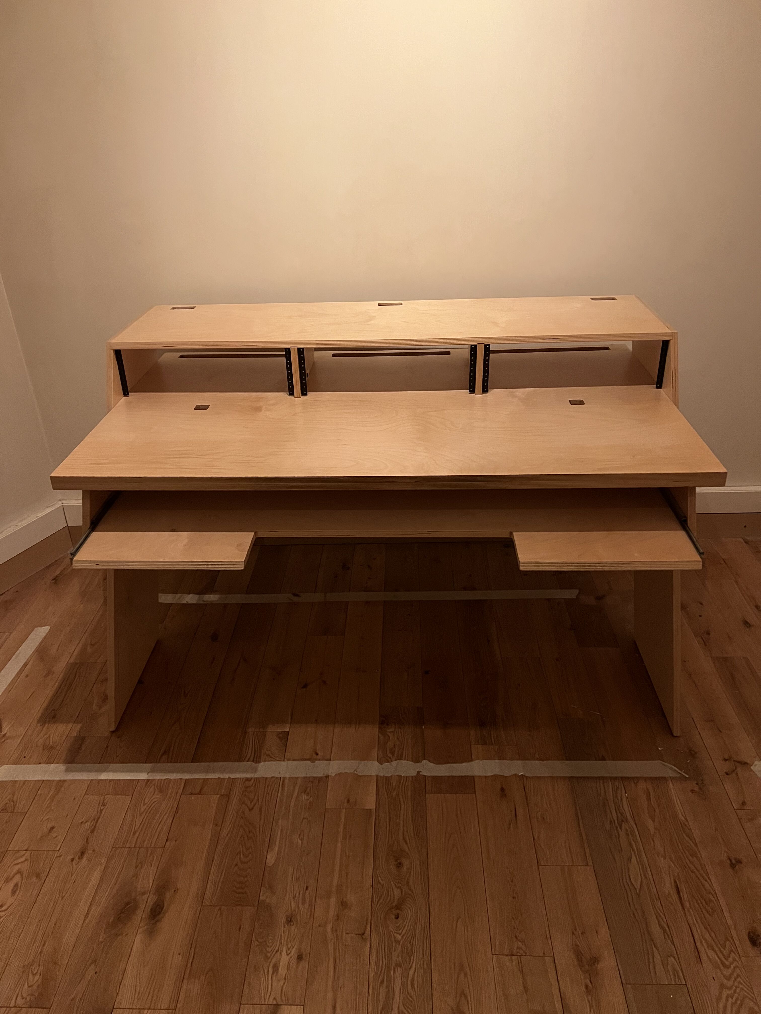 Vends bureau de studio Output Platform