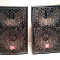 Vends 2 enceintes de sonorisation JBL MP 415