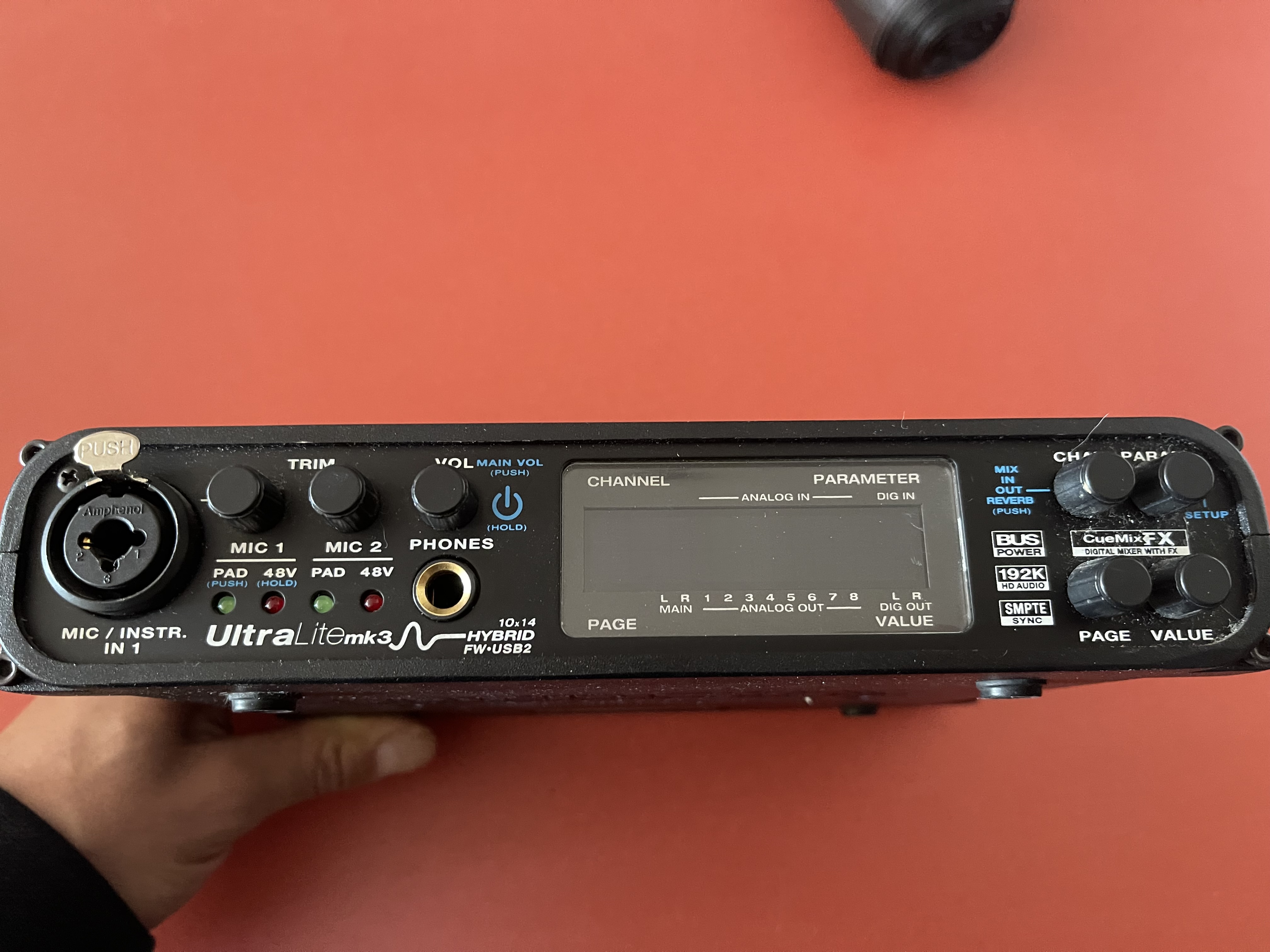 MOTU UltraLite mk3 Hybrid