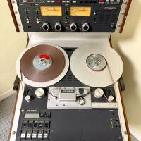 Studer A810 Reel to Reel 2 Track Tape Recorder avec Studer TLS 4000 Synchronizer