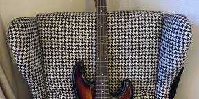 Montaya Precision Bass PB-2