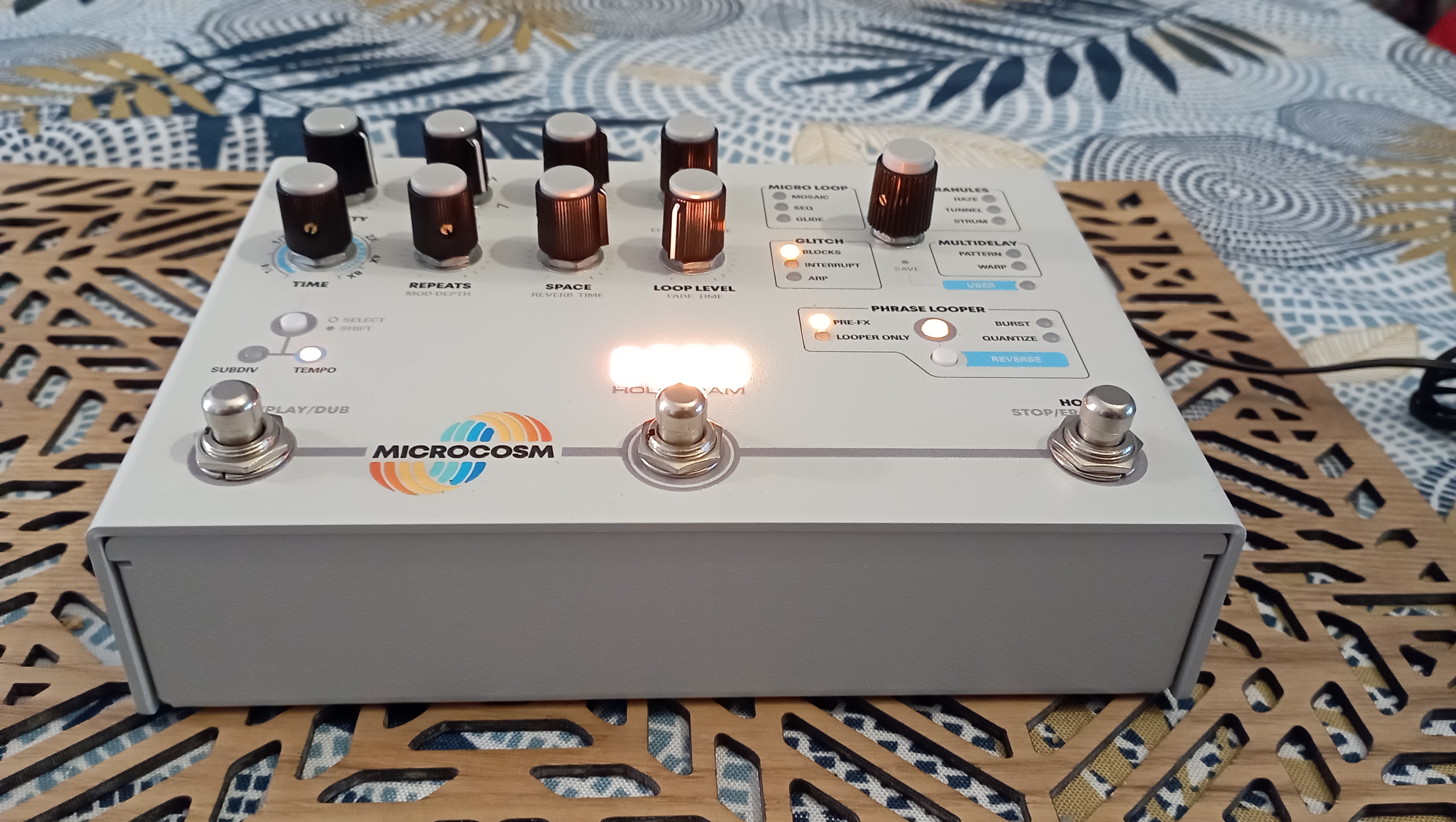 Vends pédale  Hologram Microcosm granular effects