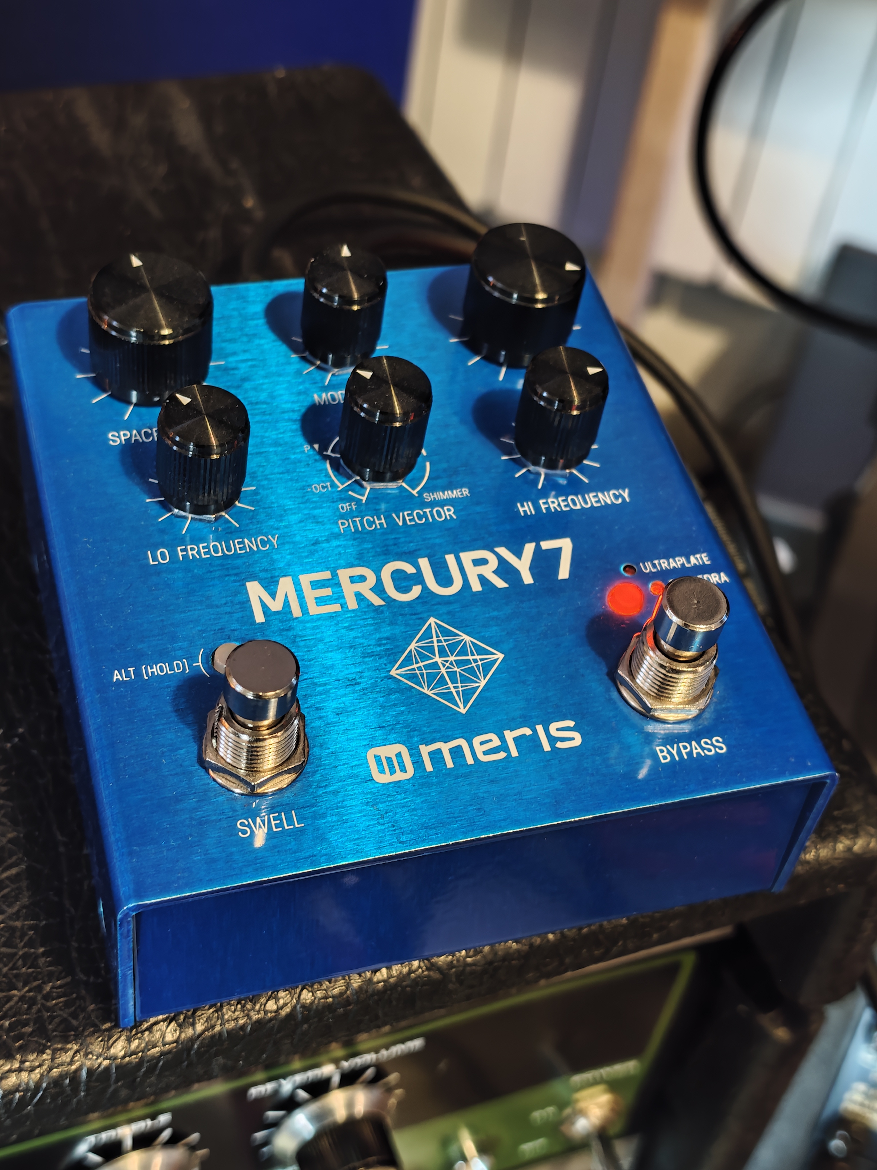 Vends pédale de reverb Meris Mercury 7