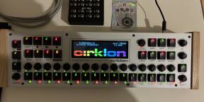 Vends Sequentix Cirklon V2 NEUF CVIO/desktop breakout box 3.5mm/cable 2M