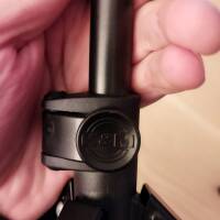 Petit pied de micro, idéal pour poser sur table !